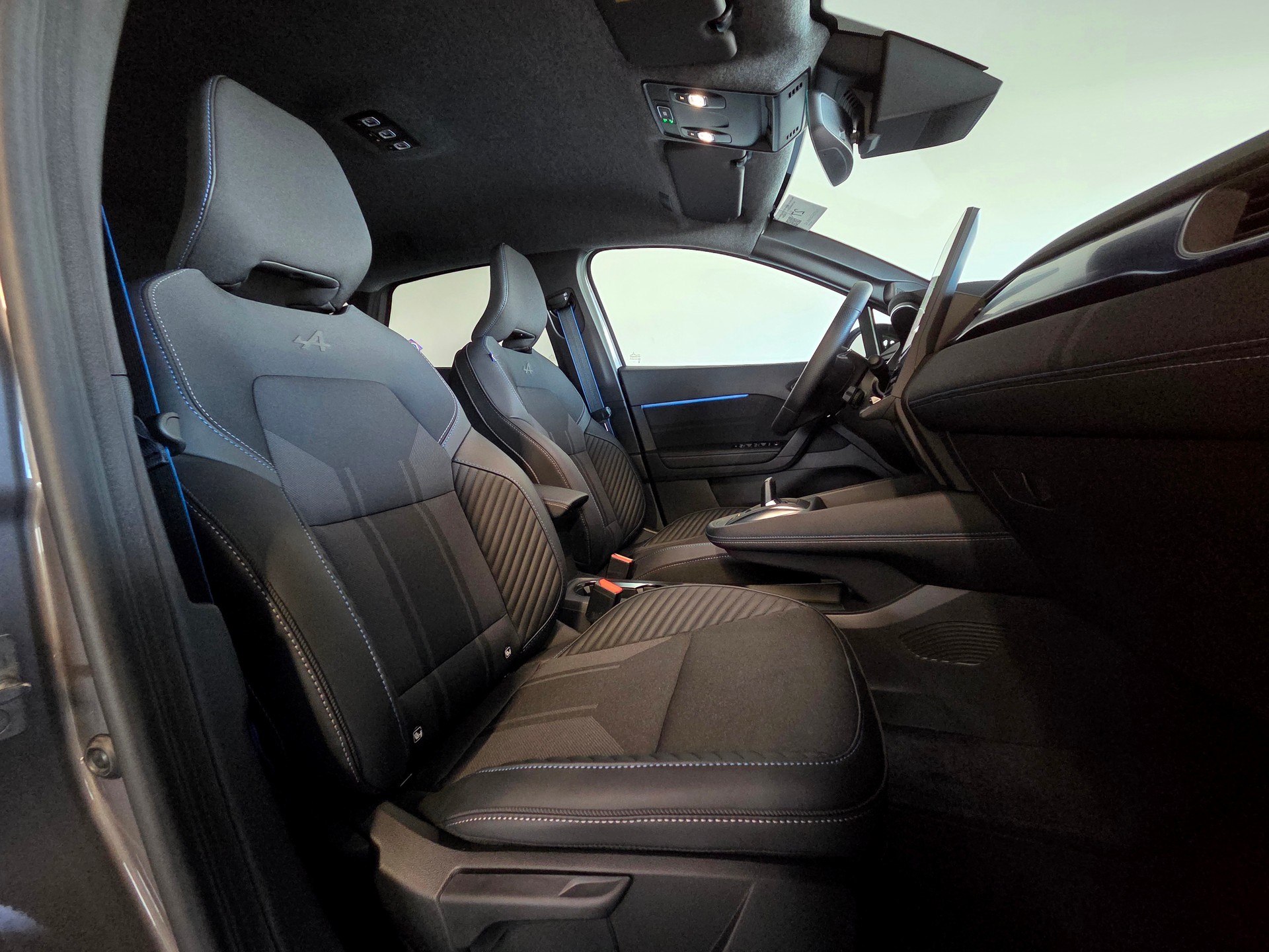 RENAULT Captur 1.8 E-Tech esprit Alpine-image-18