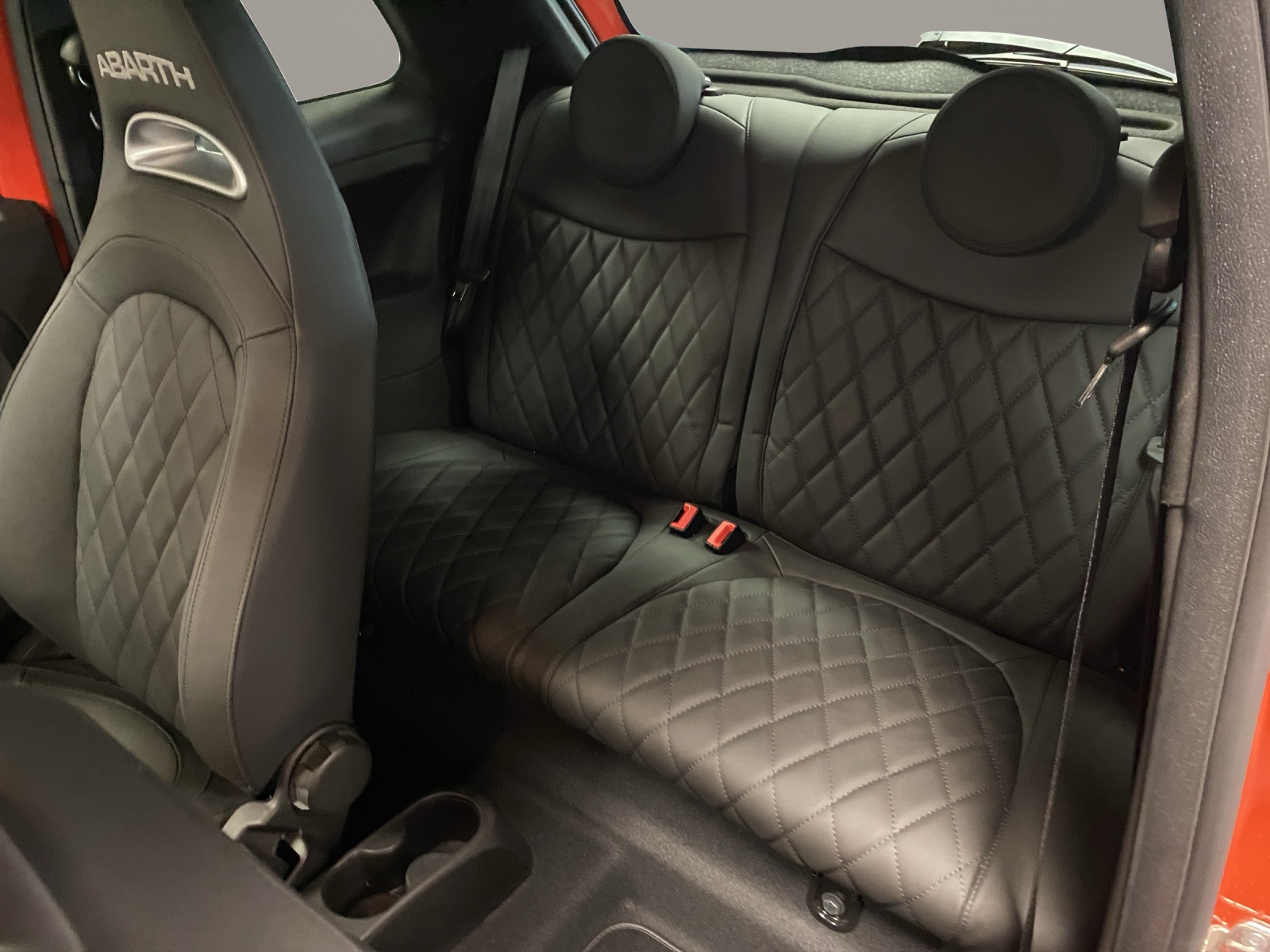FIAT 500 Abarth-image-13