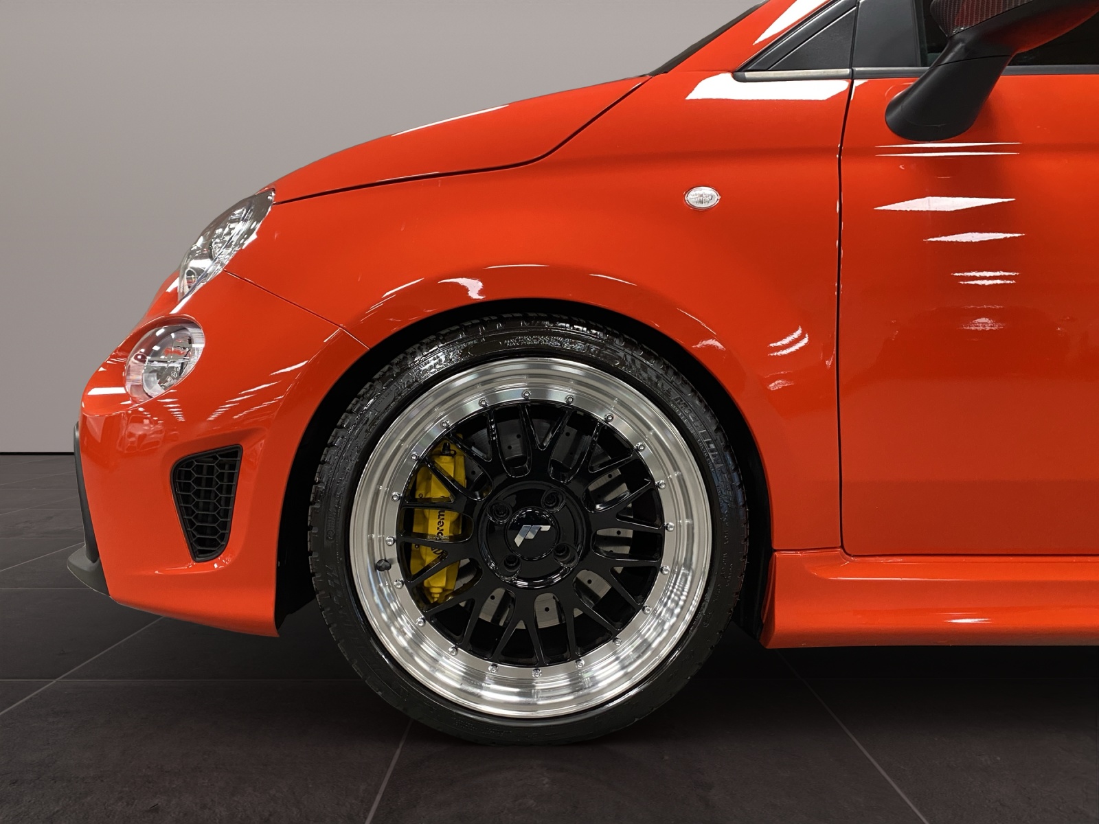 FIAT 500 Abarth-image-9