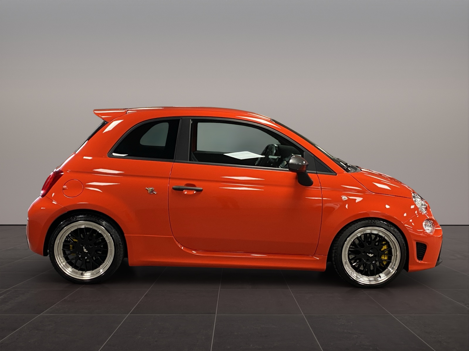FIAT 500 Abarth-image-7