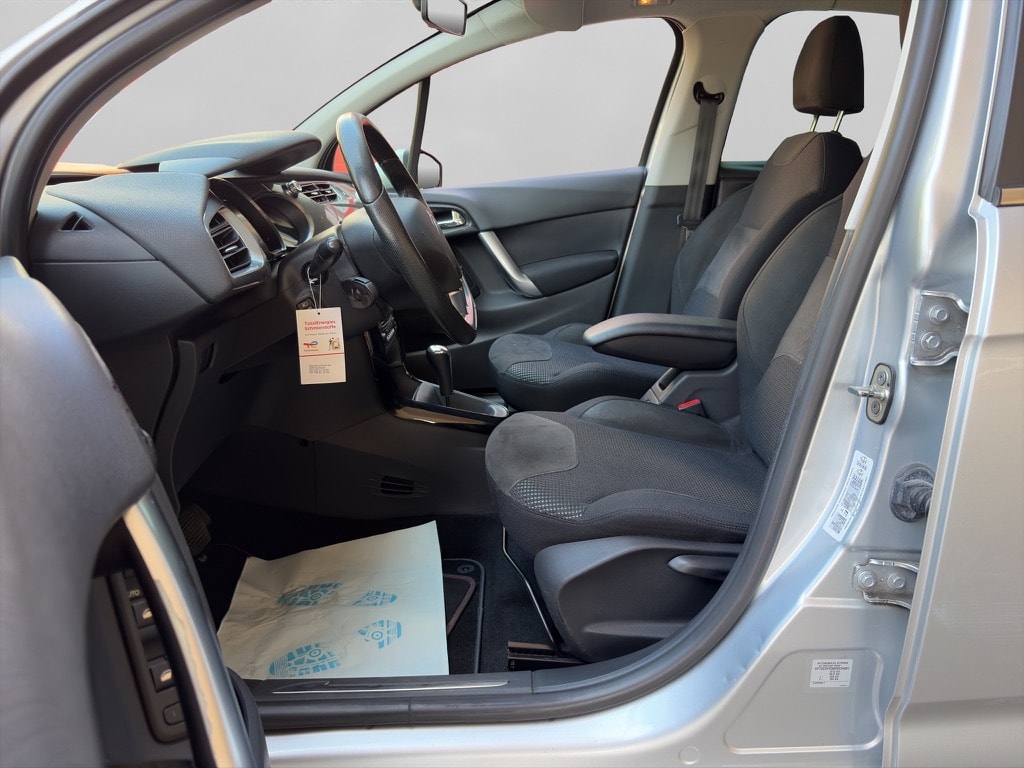 CITROEN C3 1.6i 16V Exclusive Automatic-image-8
