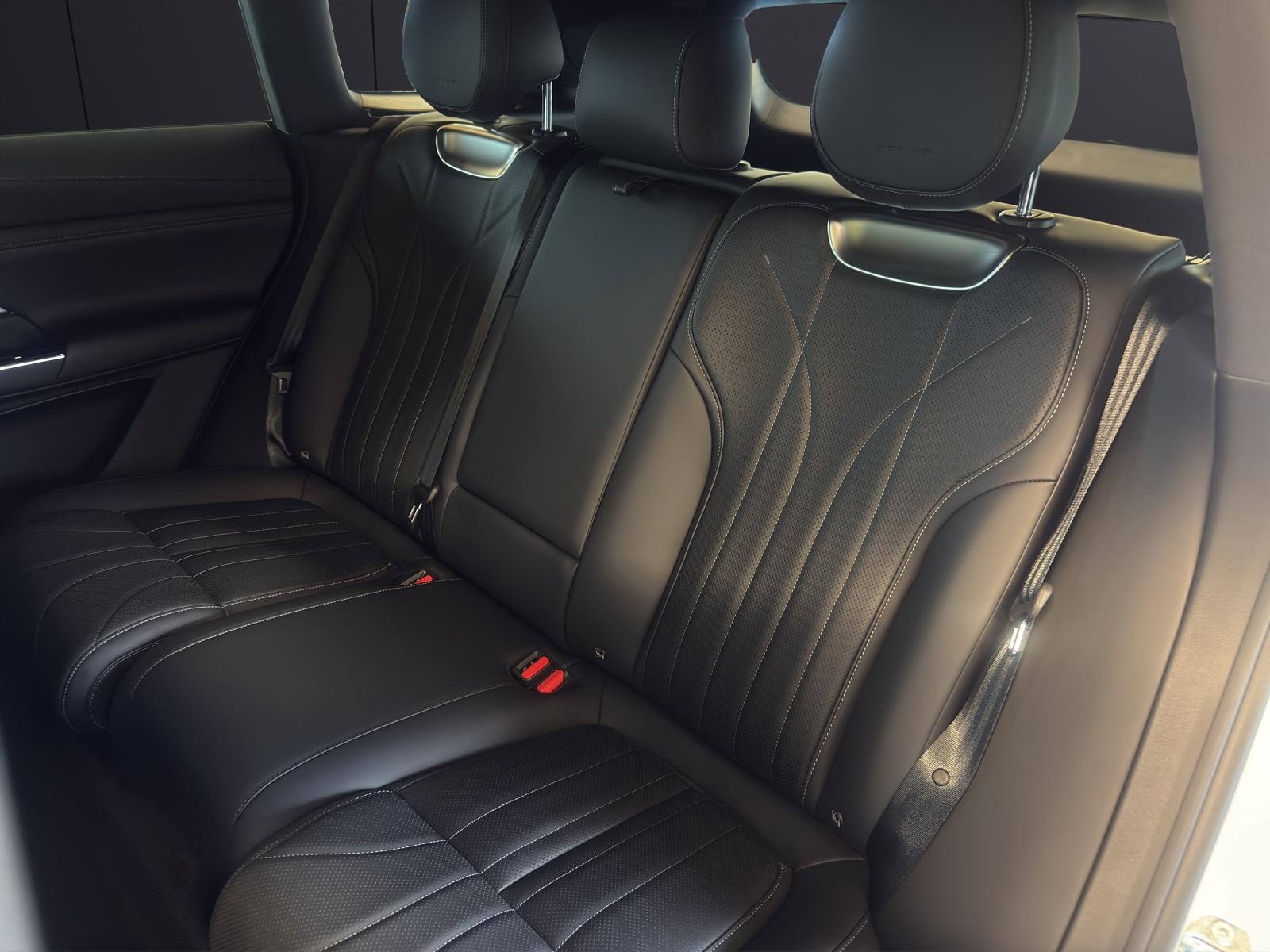 XPENG G9 Performance AWD-image-12