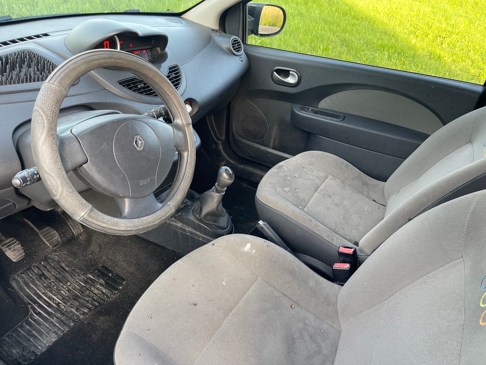 RENAULT Twingo 1.2 16V Expression-image-5