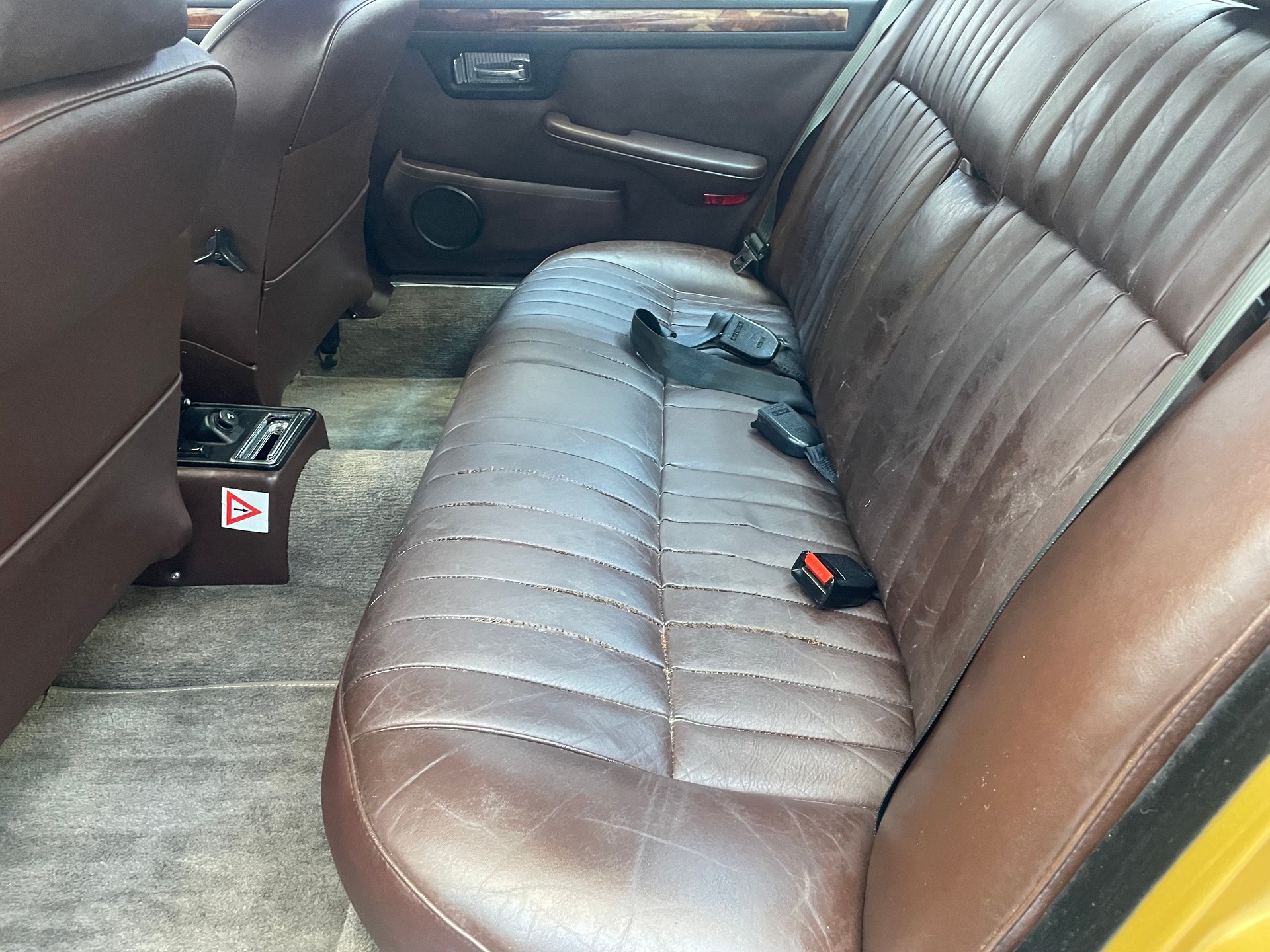 DAIMLER 4.2 Sovereign-image-8