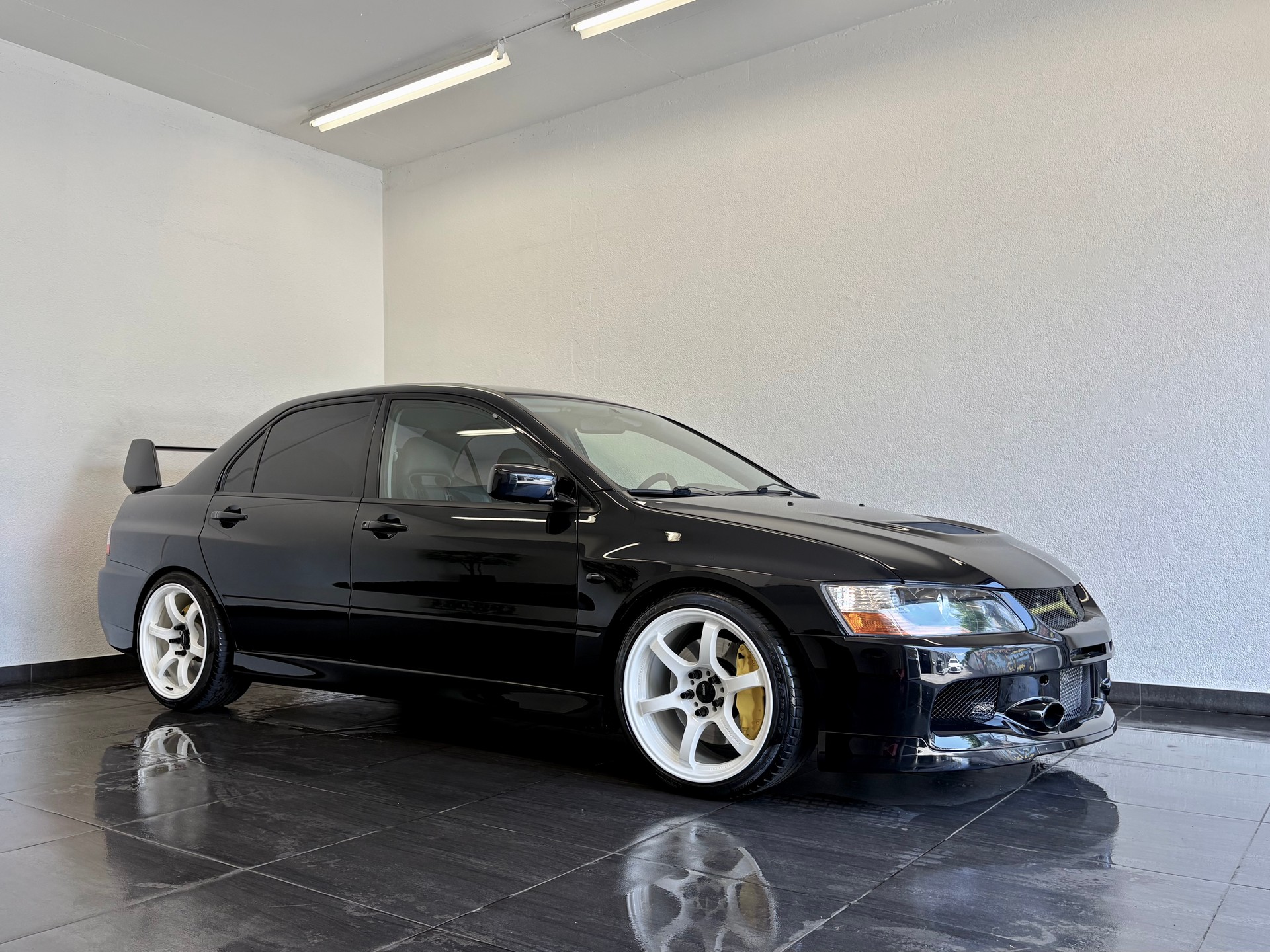 MITSUBISHI EVO IX