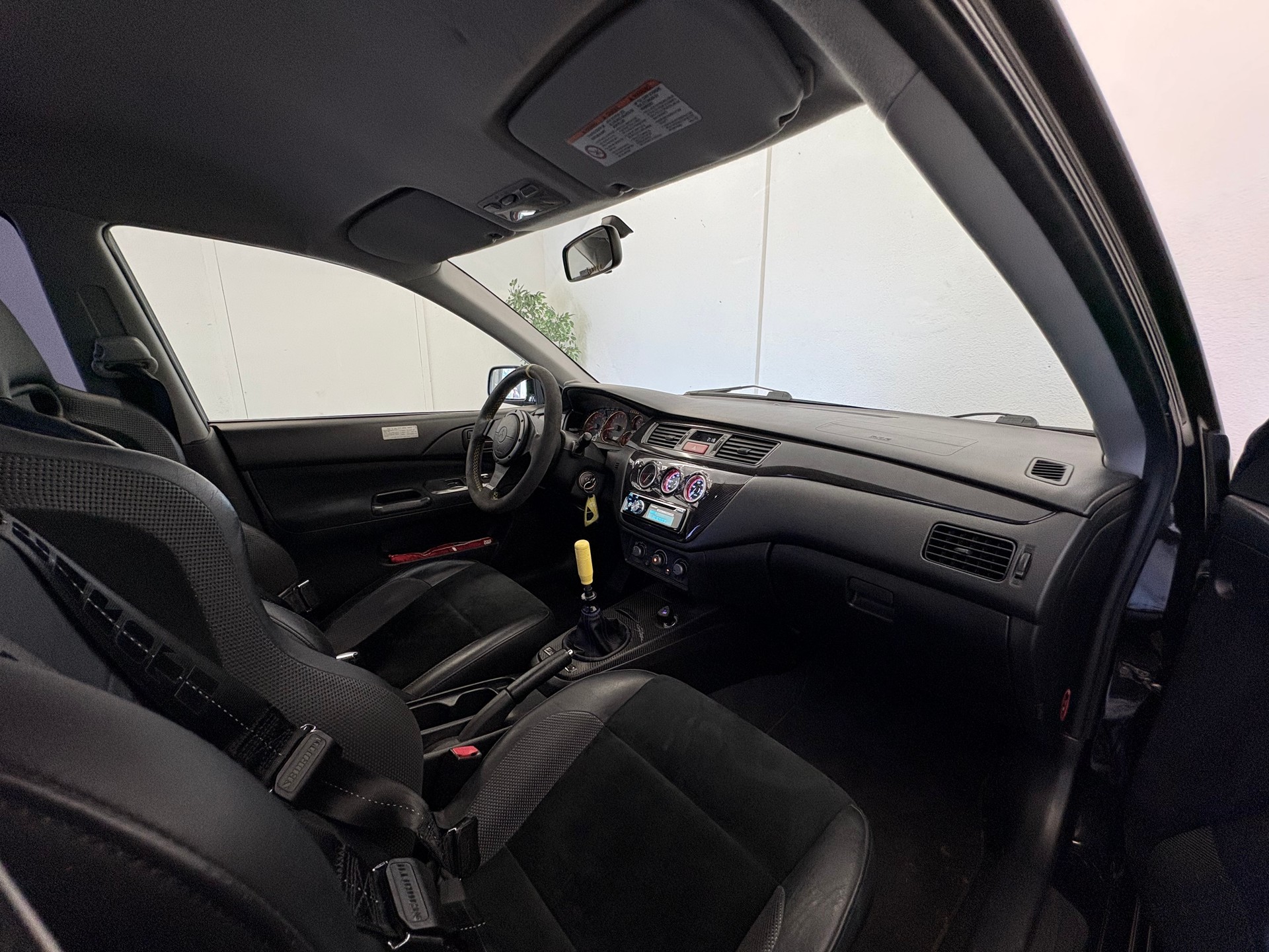 MITSUBISHI EVO IX-image-22