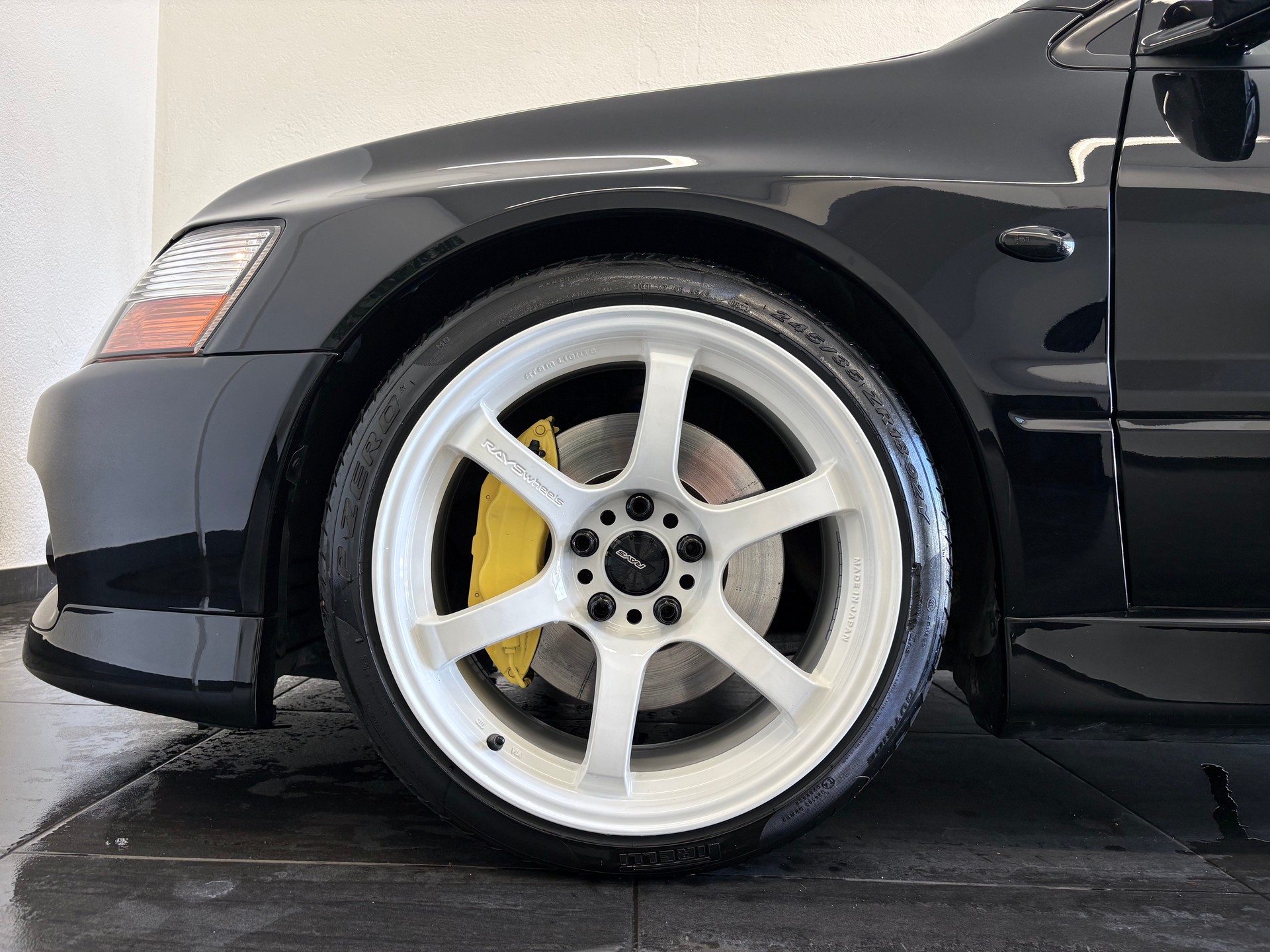 MITSUBISHI EVO IX-image-4