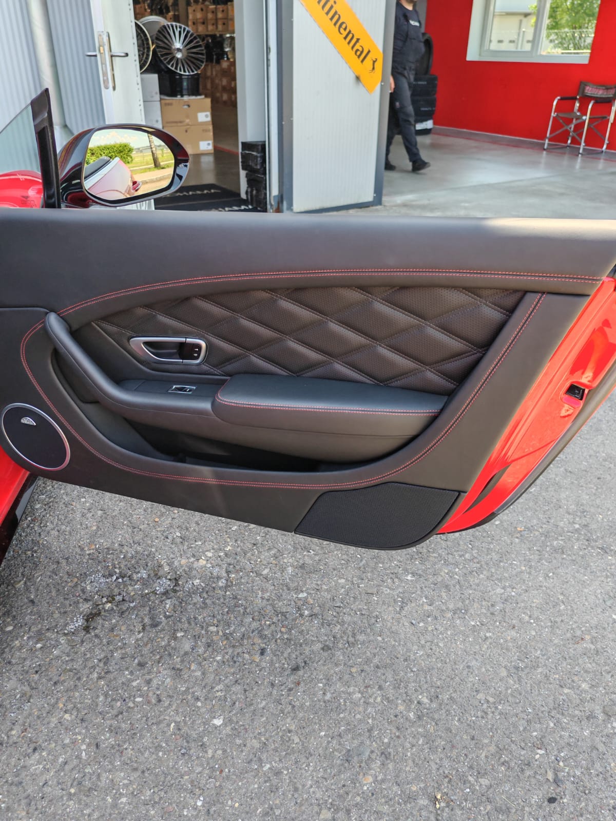 BENTLEY 4.0 V8 S Apple Carplay Android-image-9