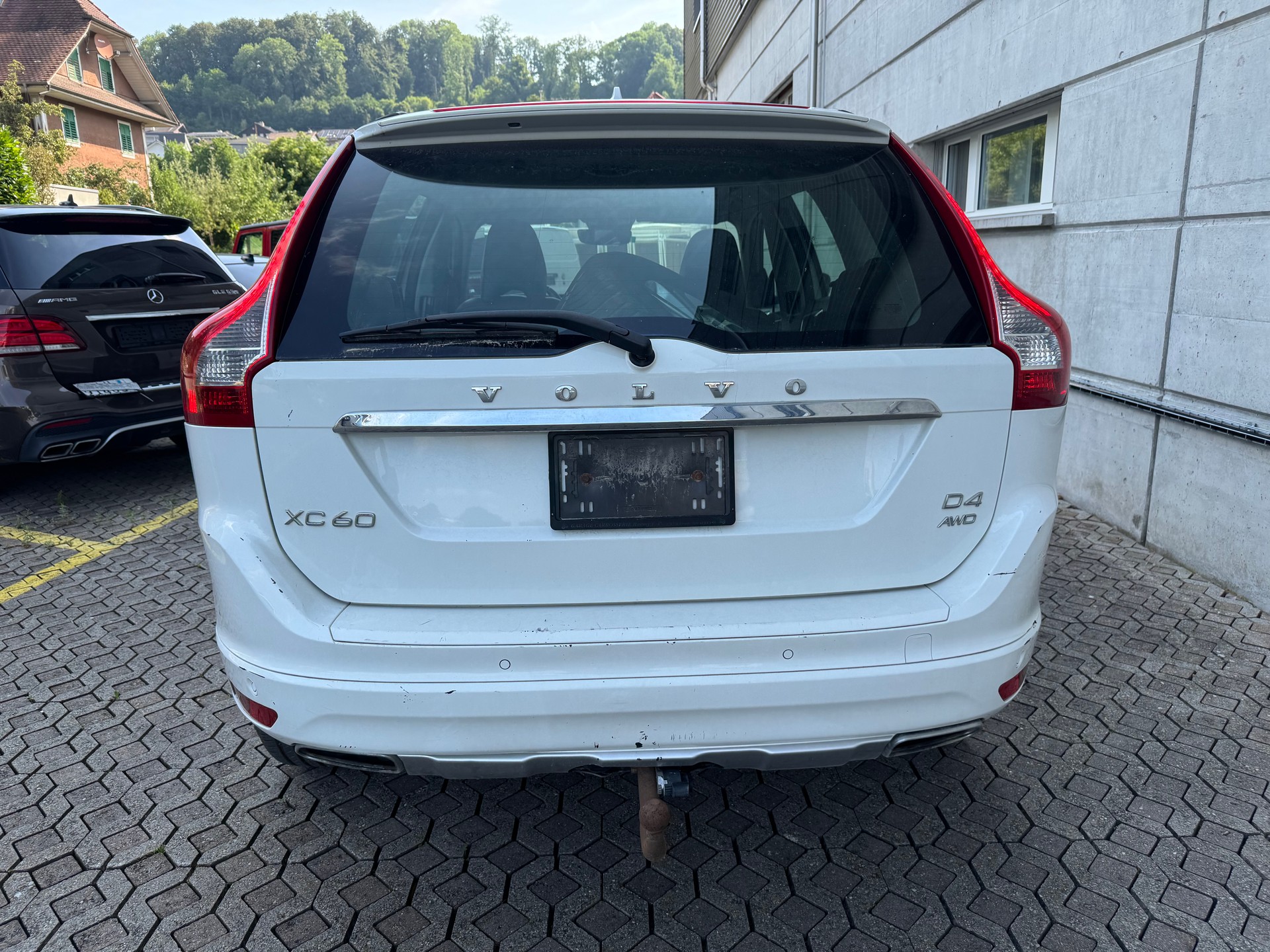 VOLVO XC60 D4 AWD Momentum Geartronic-showroom-element-2