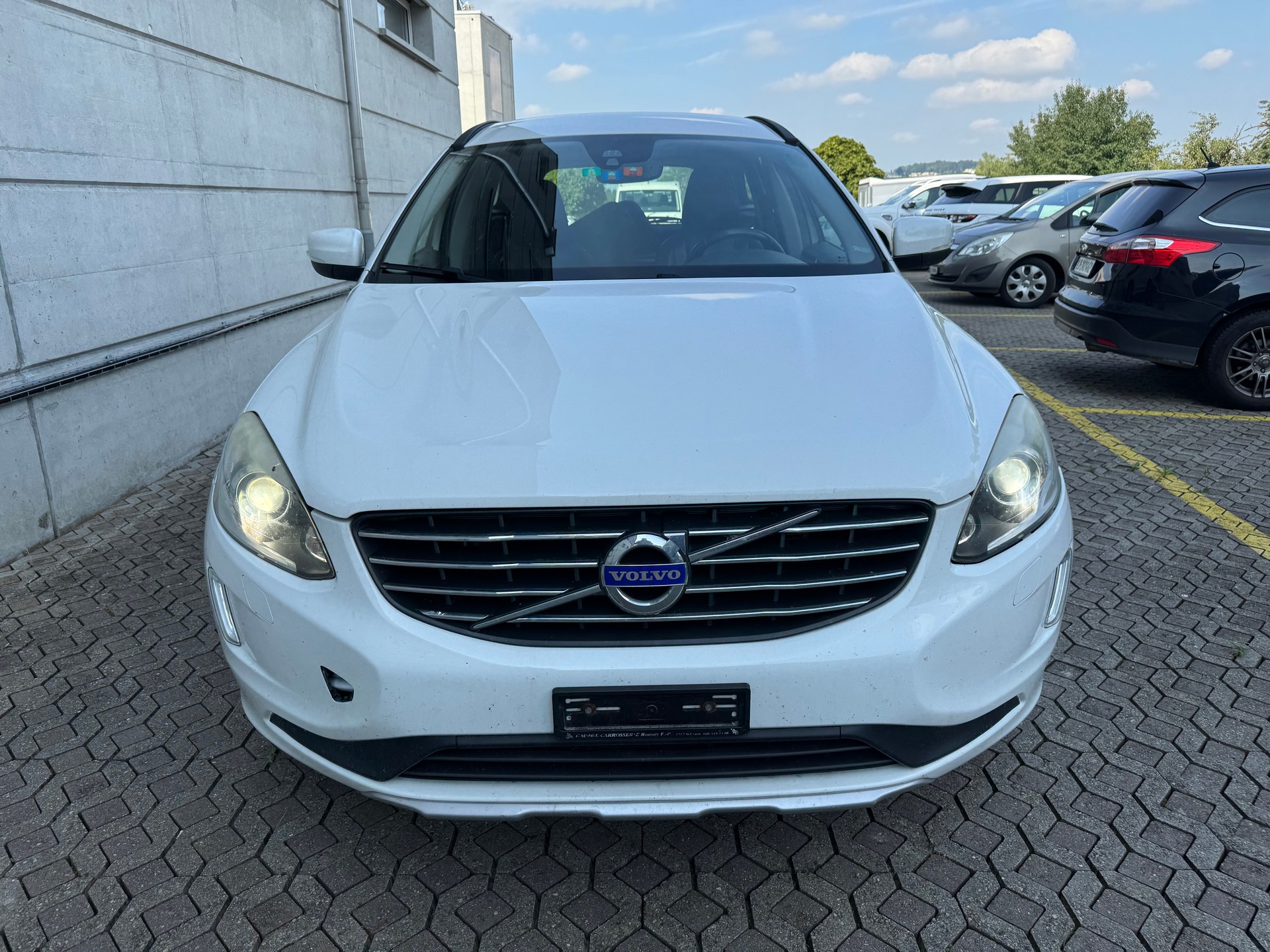VOLVO XC60 D4 AWD Momentum Geartronic