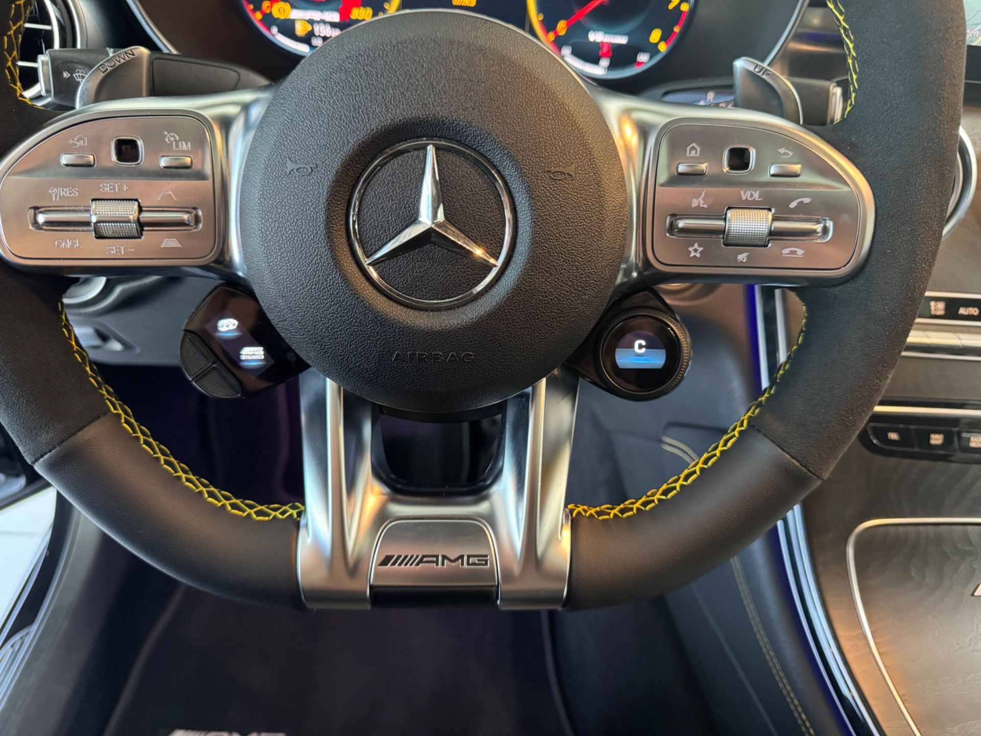 MERCEDES-BENZ GLC 63 AMG Coupé 63 S AMG 4Matic + 9G-Tronic-image-13