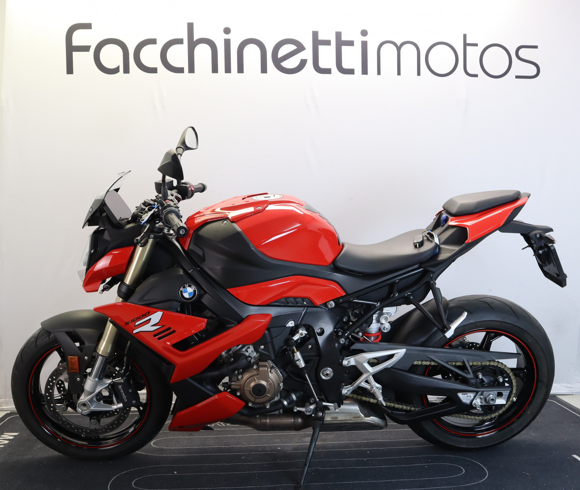 BMW S 1000 R-image-1