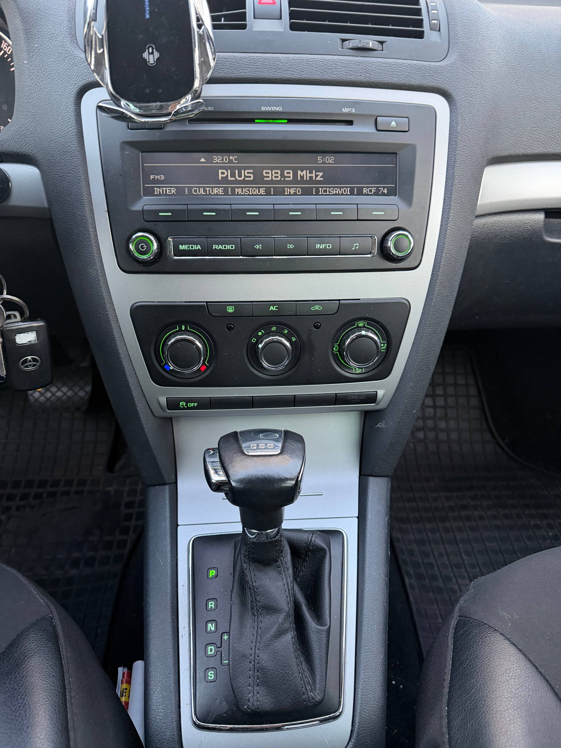 SKODA Octavia Combi 2.0 TDI Family DSG - Expertise 10/07/2026-image-9