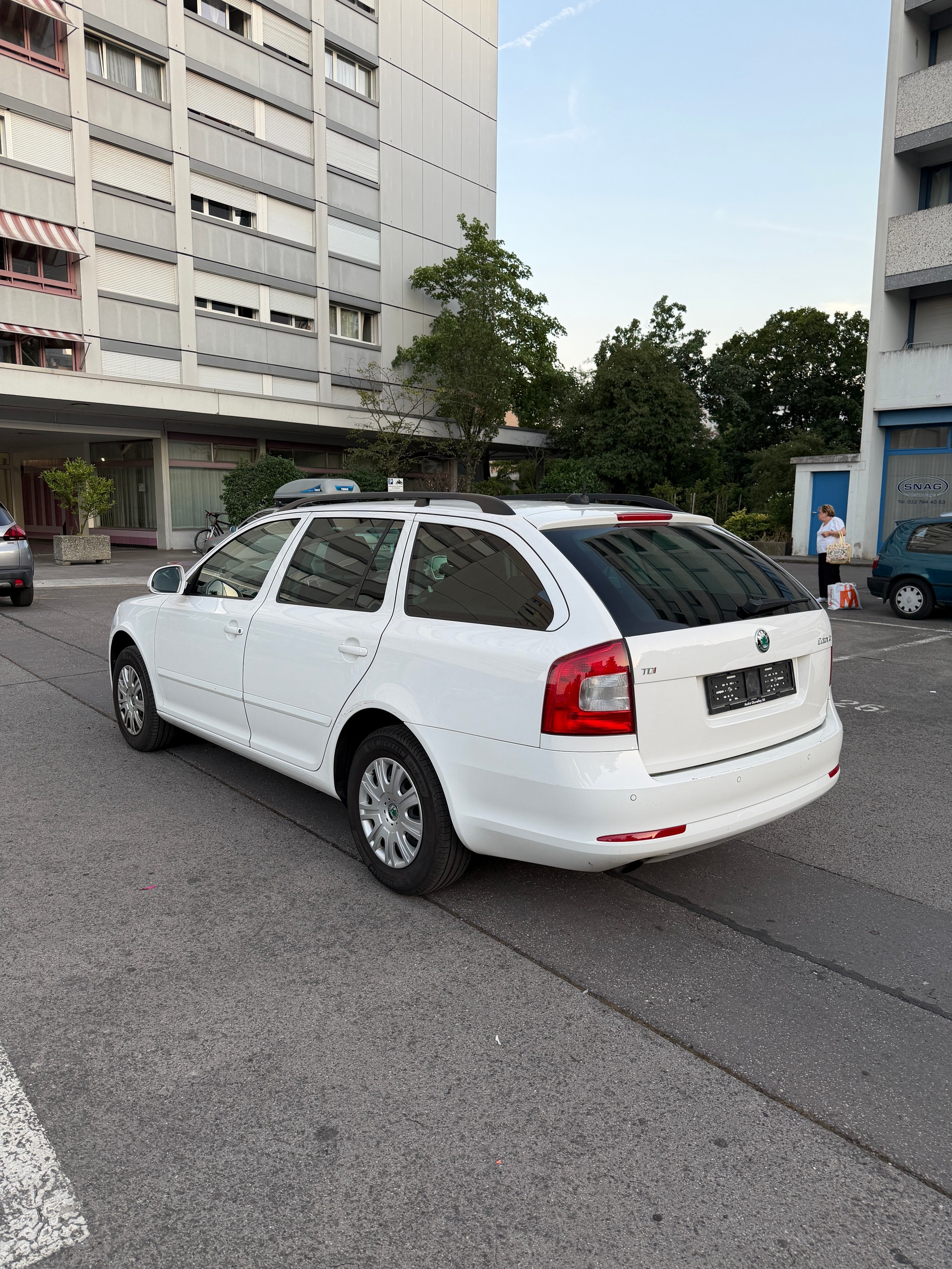 SKODA Octavia Combi 2.0 TDI Family DSG - Expertise 10/07/2026-image-2