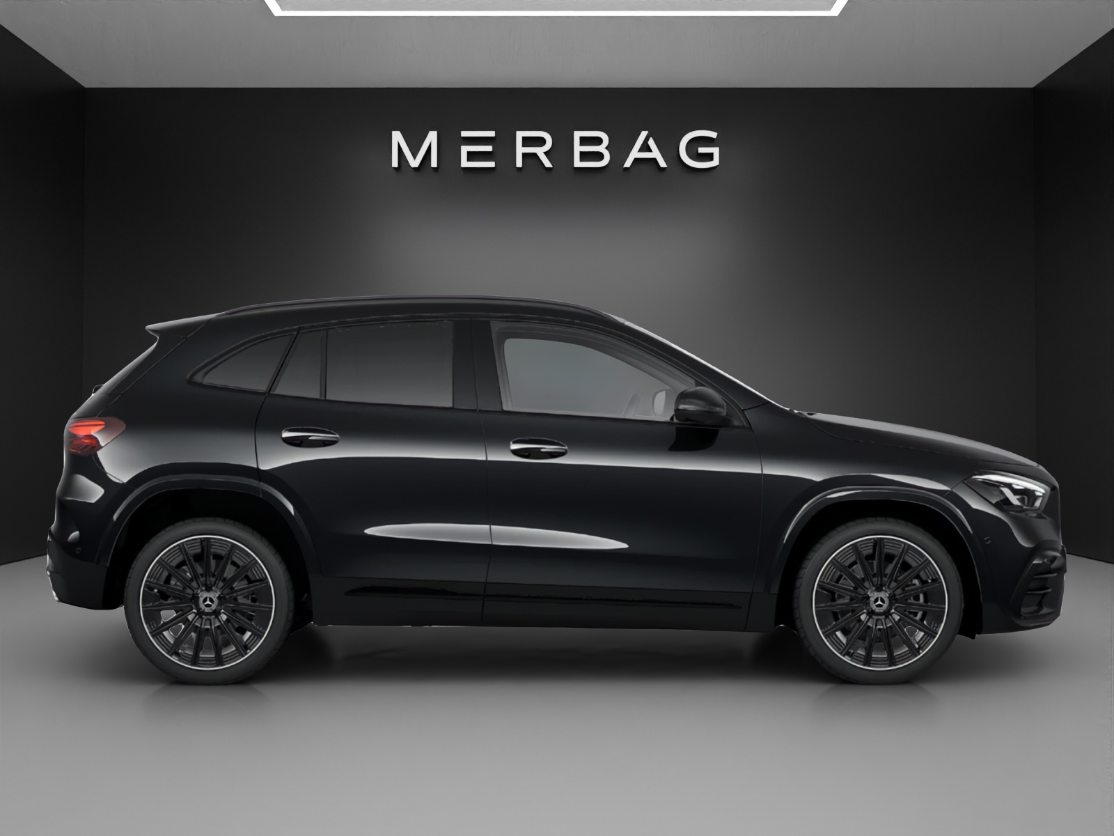 MERCEDES-BENZ GLA 220d 4Matic 8G-DCTSwiss Star-image-1