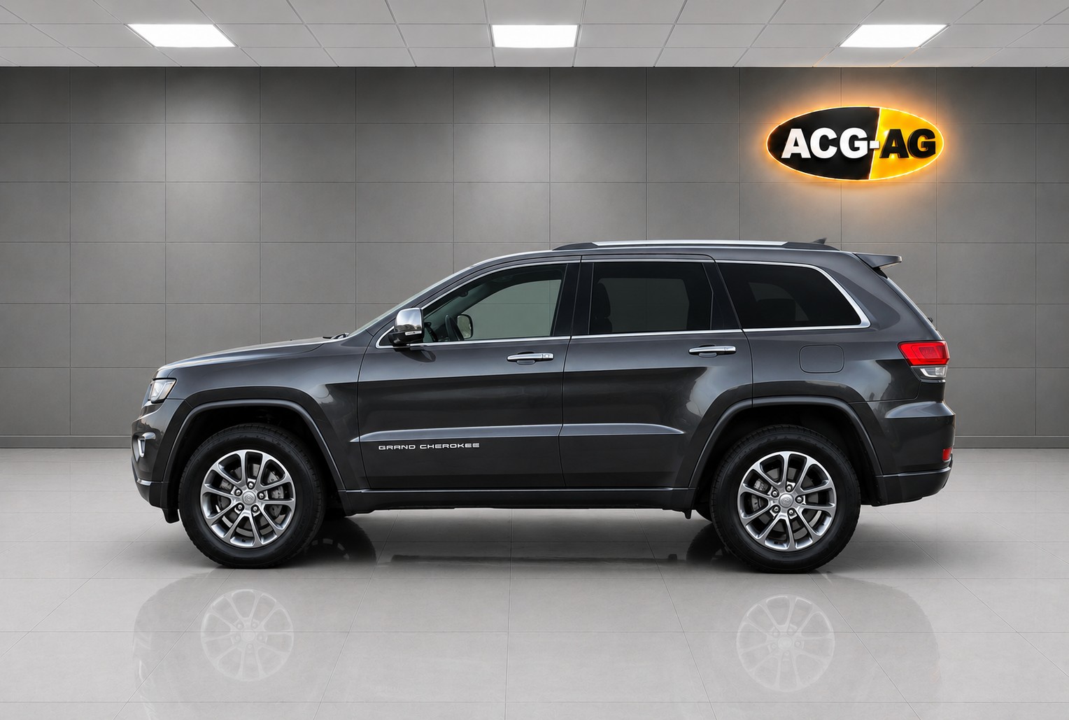 JEEP Grand Cherokee 3.0 CRD Overland Automatic ** Voll-Leder ** Gr-Navi ** RF-Kamera ** Anh-Kupplung ** Panorama-Glasdach ** Ab MFK-showroom-element-3