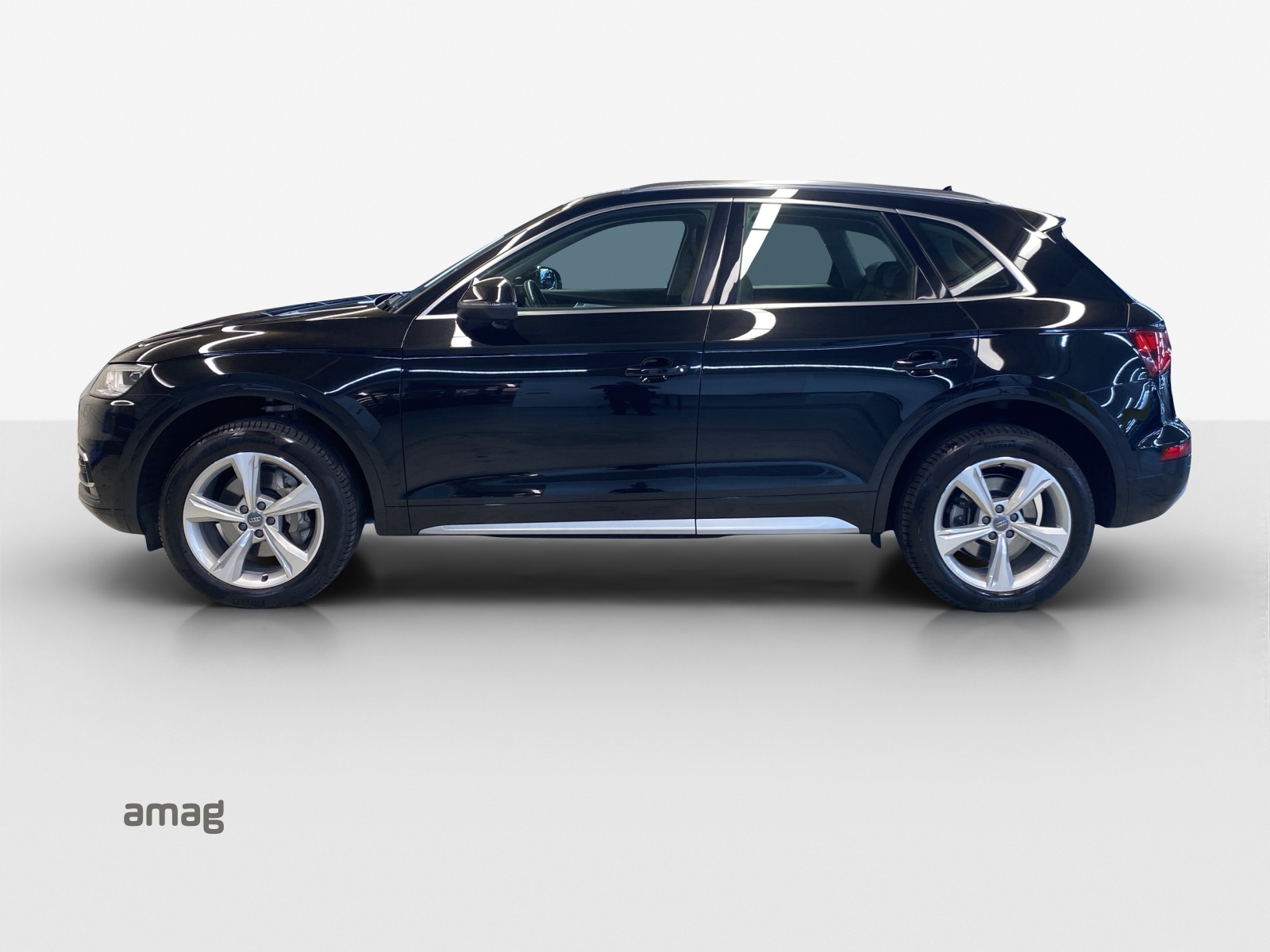 AUDI Q5 45 TFSI sport quattro S-tronic-image-1