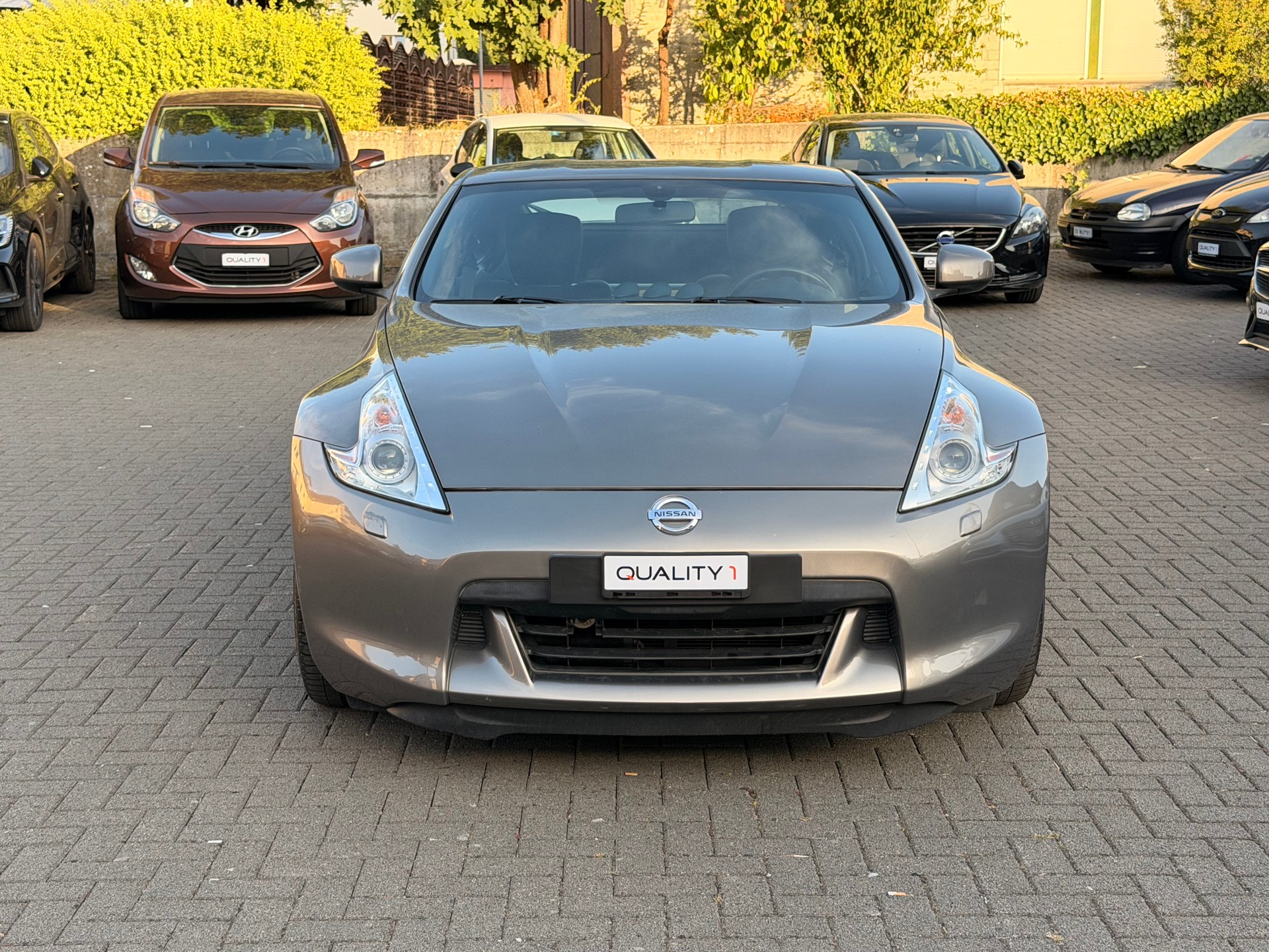 NISSAN 370 Z Pack-showroom-element-1