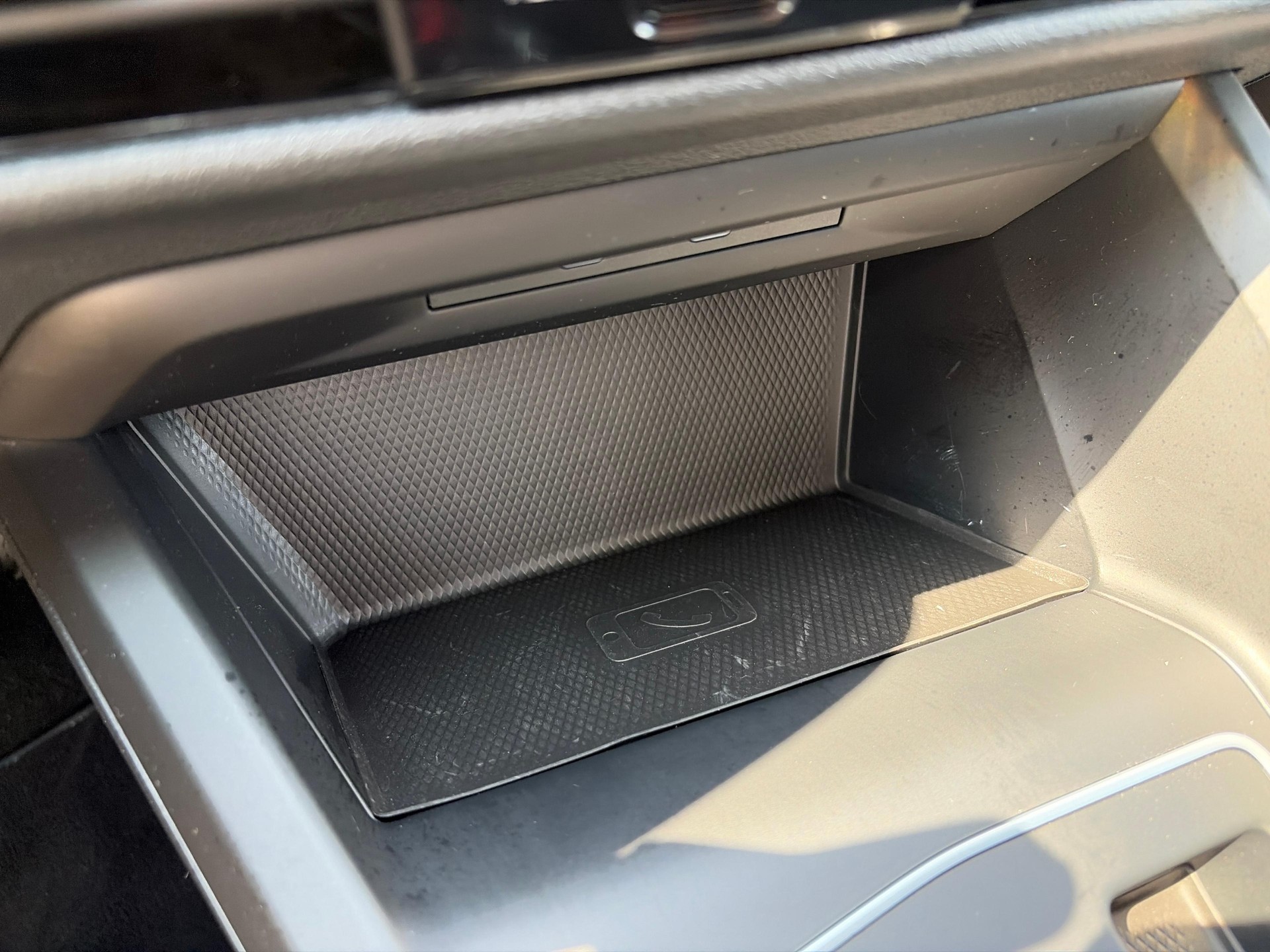 VW Golf VIII 1.5 eTSI 75 Edition-image-17