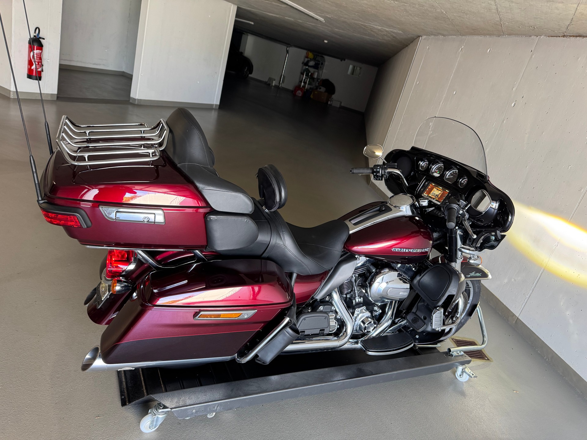HARLEY-DAVIDSON FLHTK Electra Glide Ultra Limited-image-4