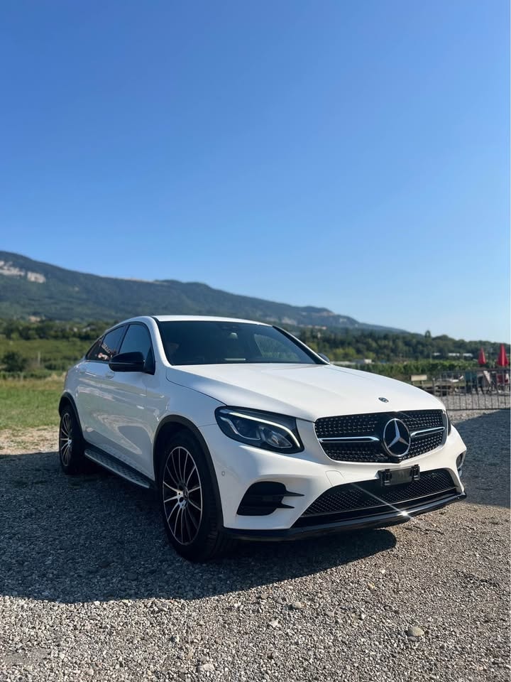 MERCEDES-BENZ GLC 250 AMG Line 4m