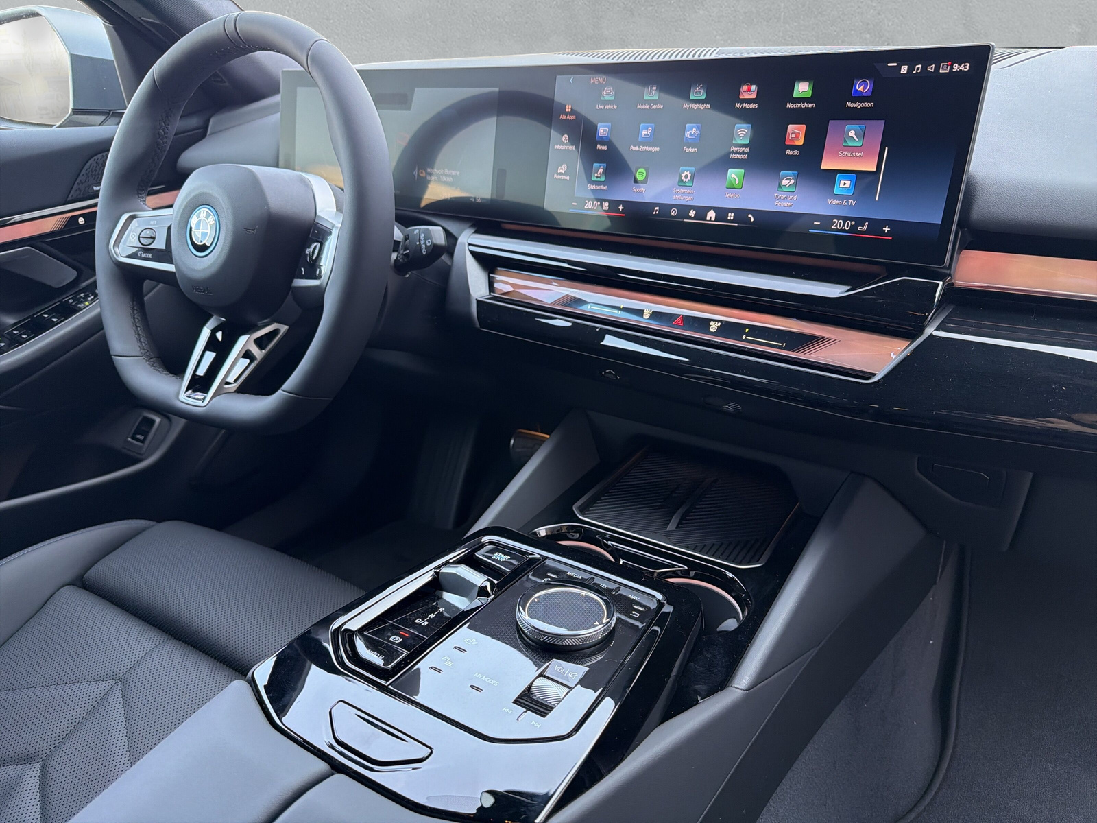 BMW i5 xDrive40 M Sport Pro-image-14