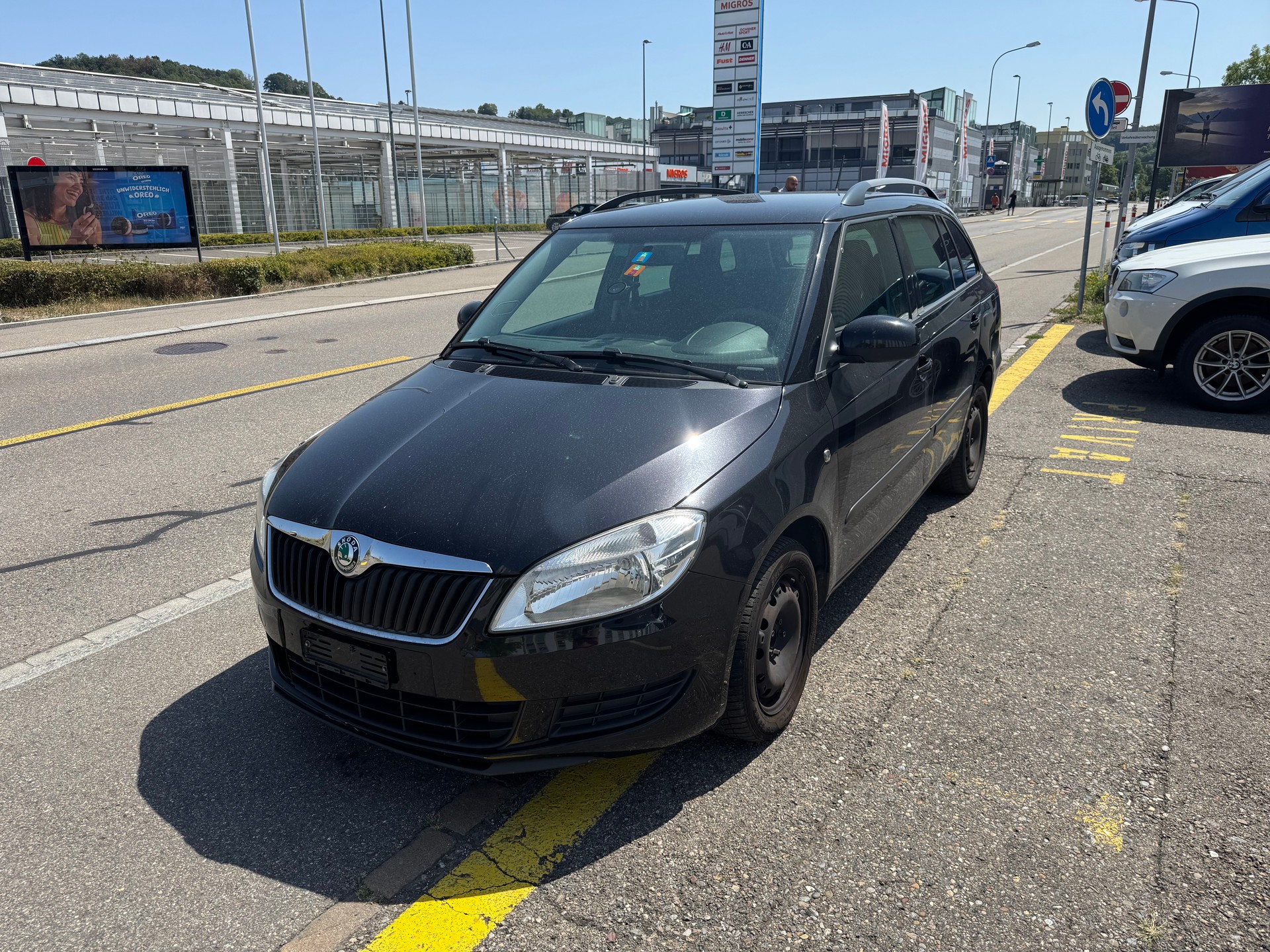 SKODA Fabia 1.2 TSI Family-image-2