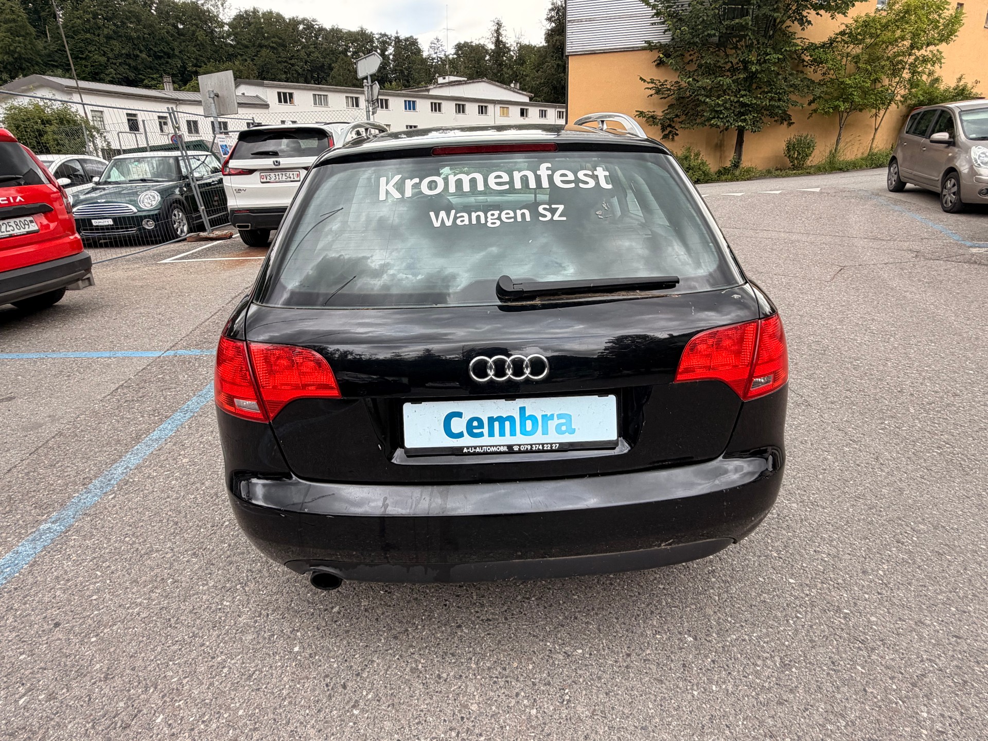 AUDI A4 Avant 2.0-image-4
