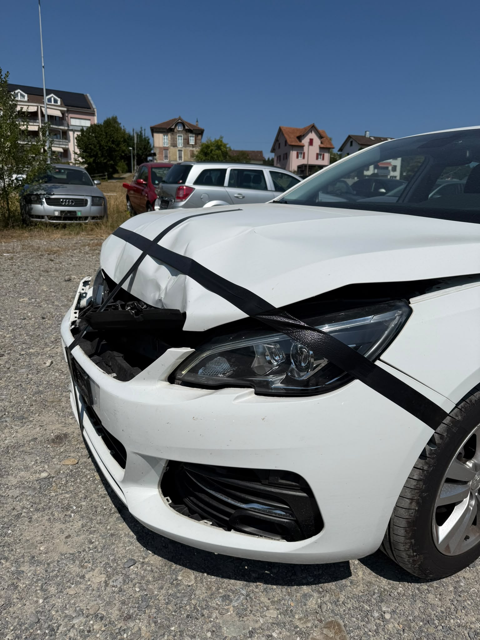 PEUGEOT 308 SW 1.5 BlueHDI Allure EAT8-image-5