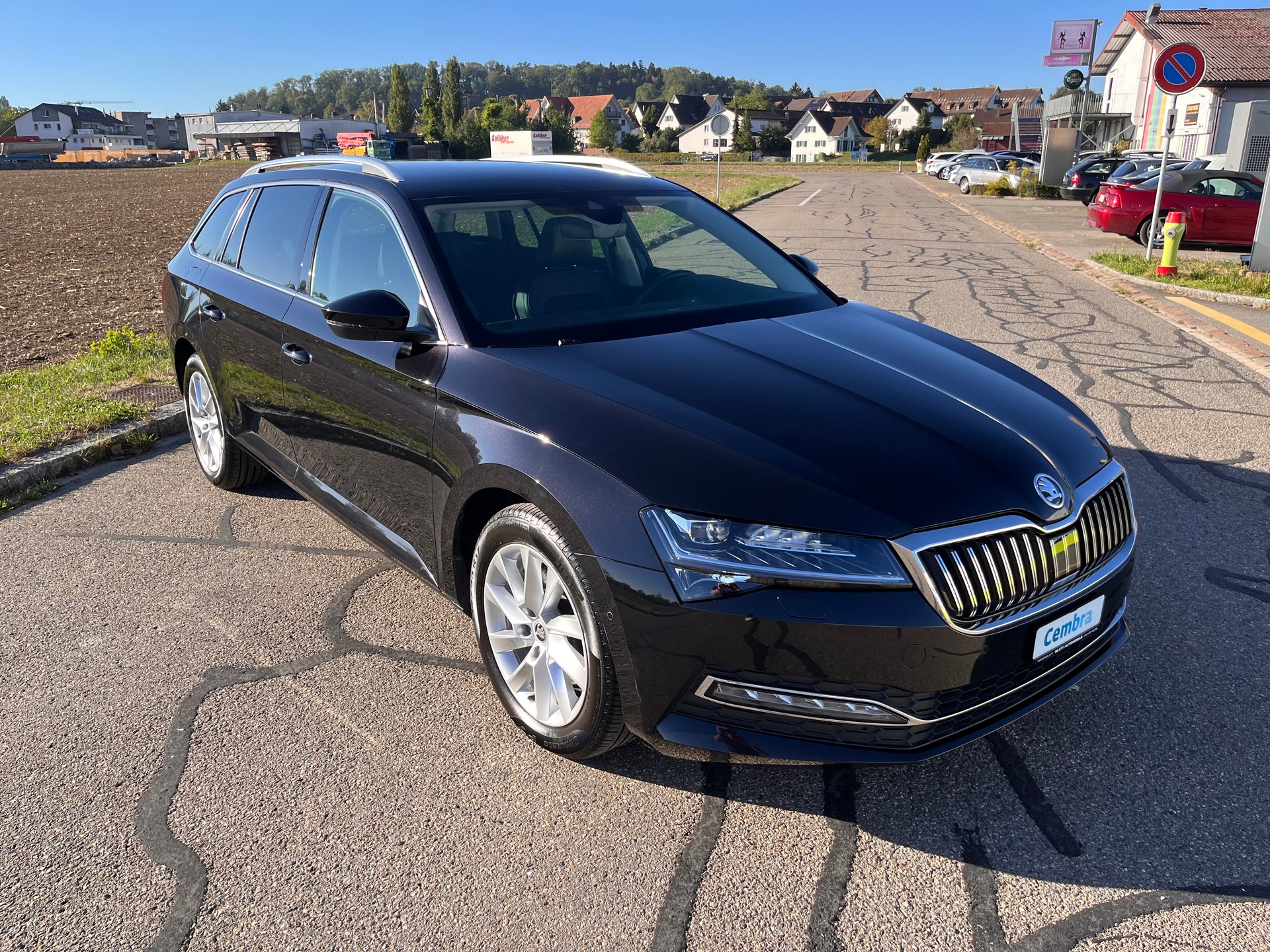 SKODA Superb Combi 2.0 TDi Style 4x4 DSG * MY SKODA PAKET - LEDER ALCANTARA - 1.HAND - AHK 2200kg *-image-7