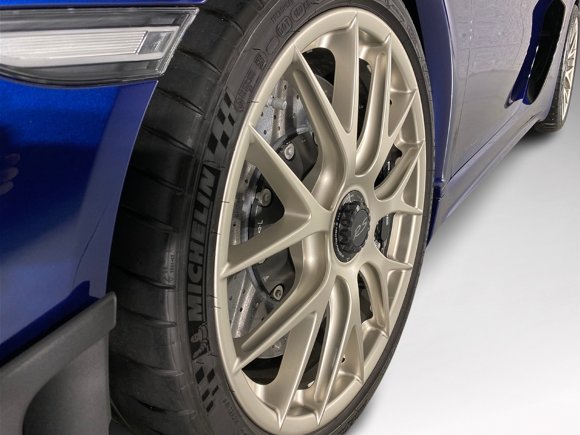 PORSCHE 718 Cayman GT4 RS PDK-image-11