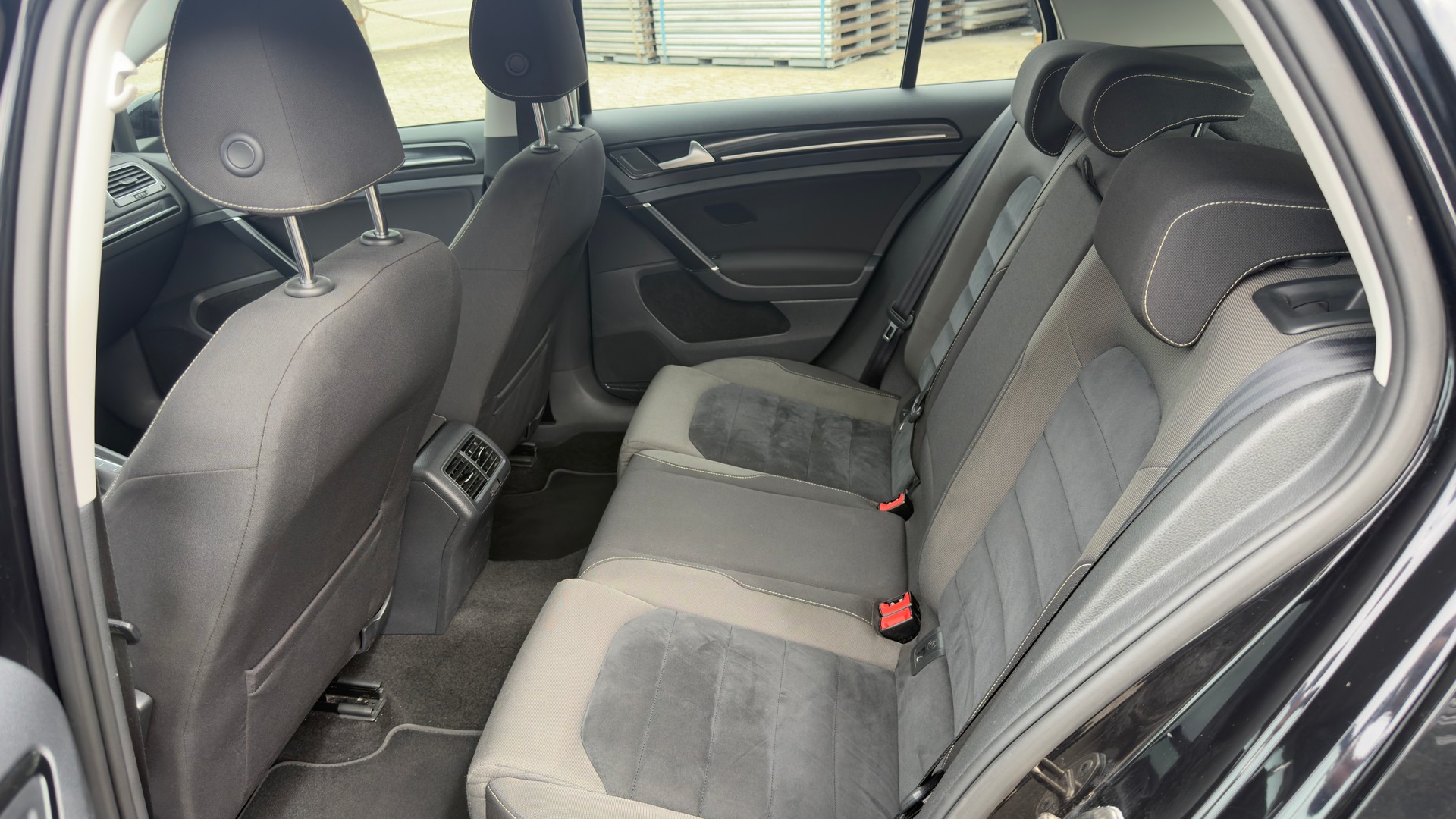 VW Golf 1.4 TSI Highline-image-14