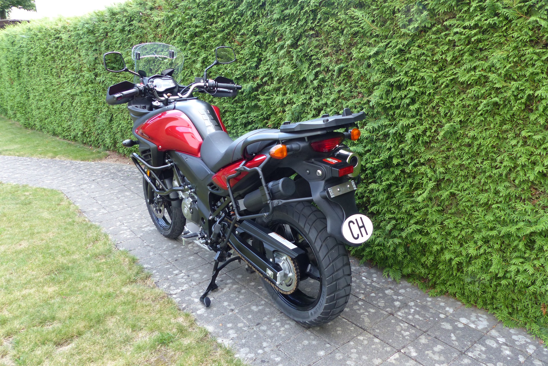 SUZUKI abs-image-2