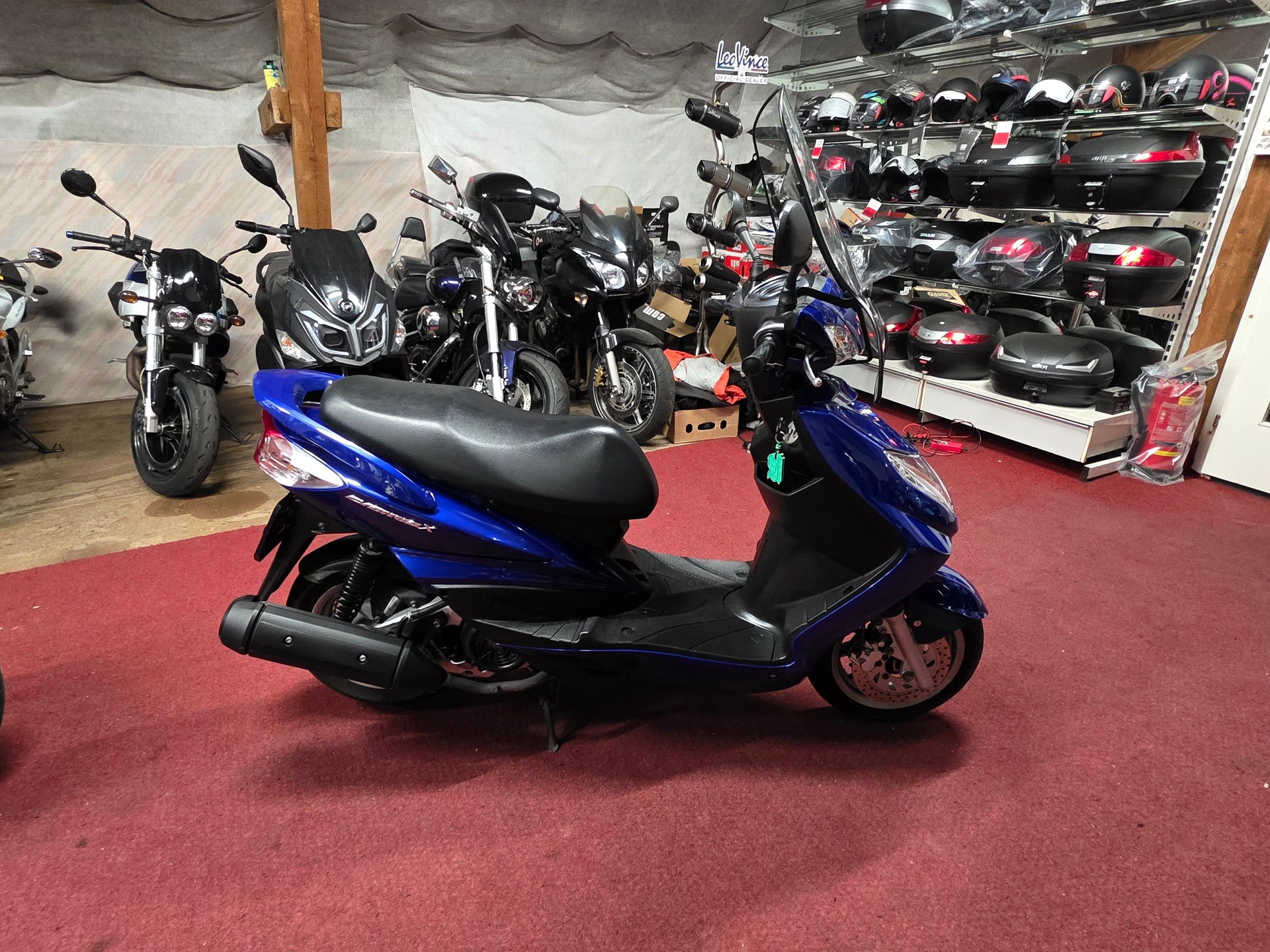 YAMAHA Cygnus XC 125 X-image-4