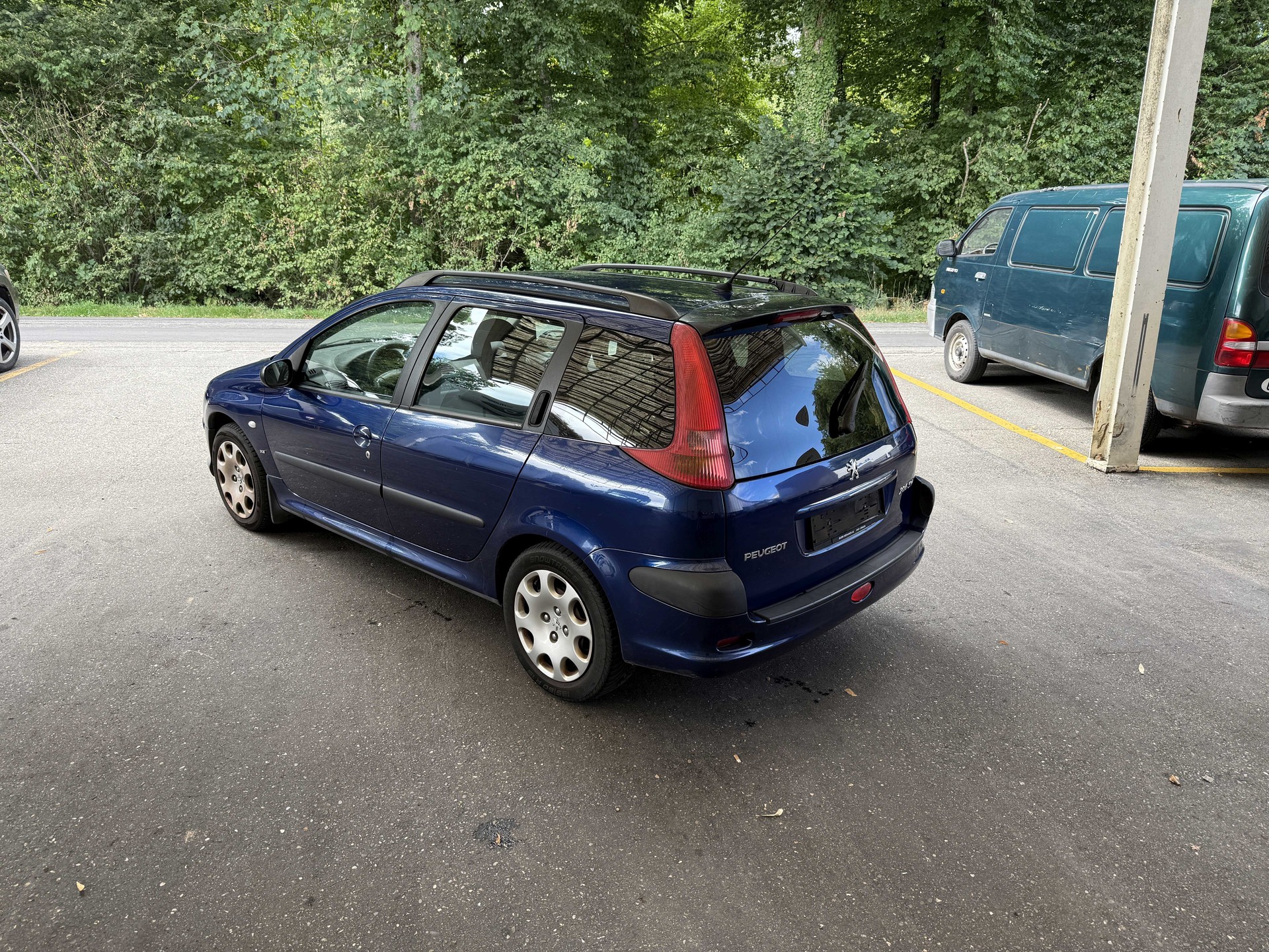 PEUGEOT 206 SW 1.6 16V Quiksilver-image-1