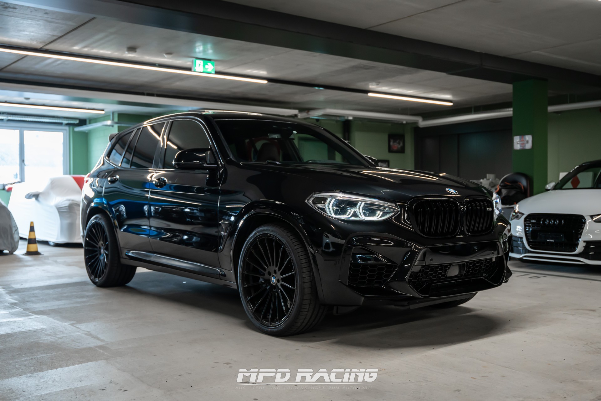 BMW X3 xDrive M Competition Steptronic-showroom-element-3