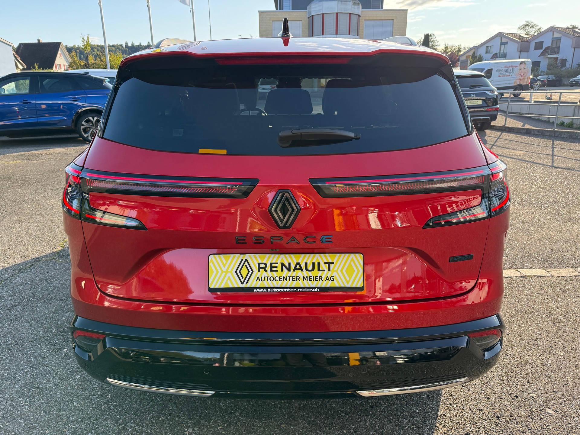 RENAULT Espace 1.2 E-Tech 200 Esprit Alpine 7-Sitze-showroom-element-3
