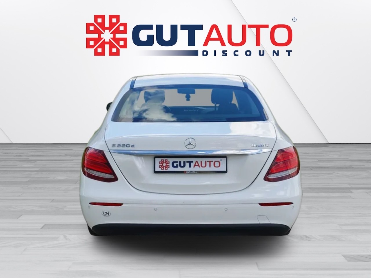 MERCEDES-BENZ E 220 d 4Matic 9G-Tronic-showroom-element-2