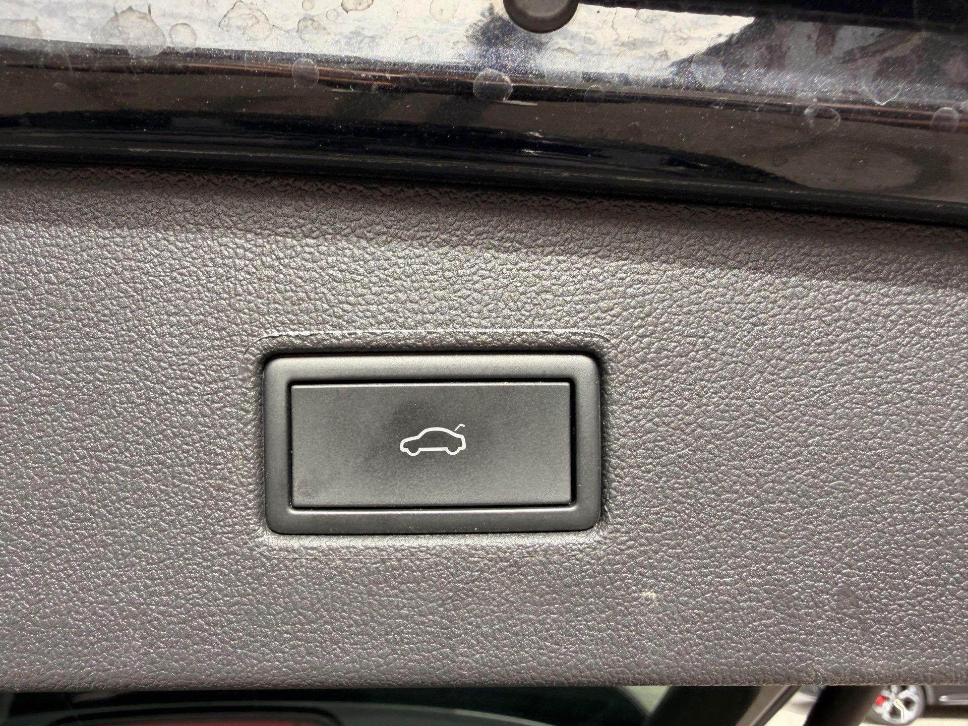 VW Tiguan Allspace R-LINE 4MOTION BLACK STYLE *** PANORAMAGLASDACH, 7-SITZER & ANHÄNGEKUPPLUNG***-image-27