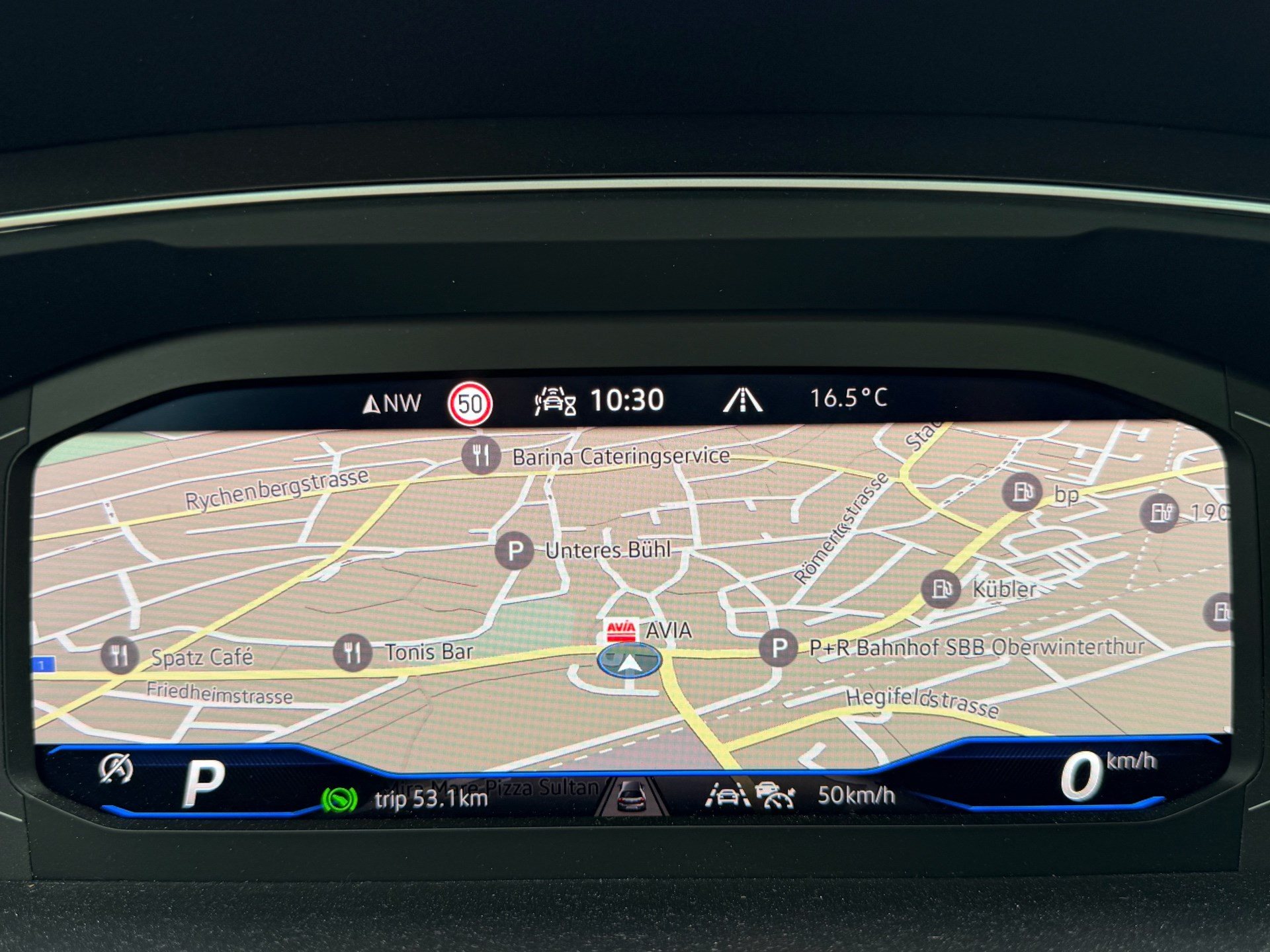 VW Tiguan Allspace R-LINE 4MOTION BLACK STYLE *** PANORAMAGLASDACH, 7-SITZER & ANHÄNGEKUPPLUNG***-image-10