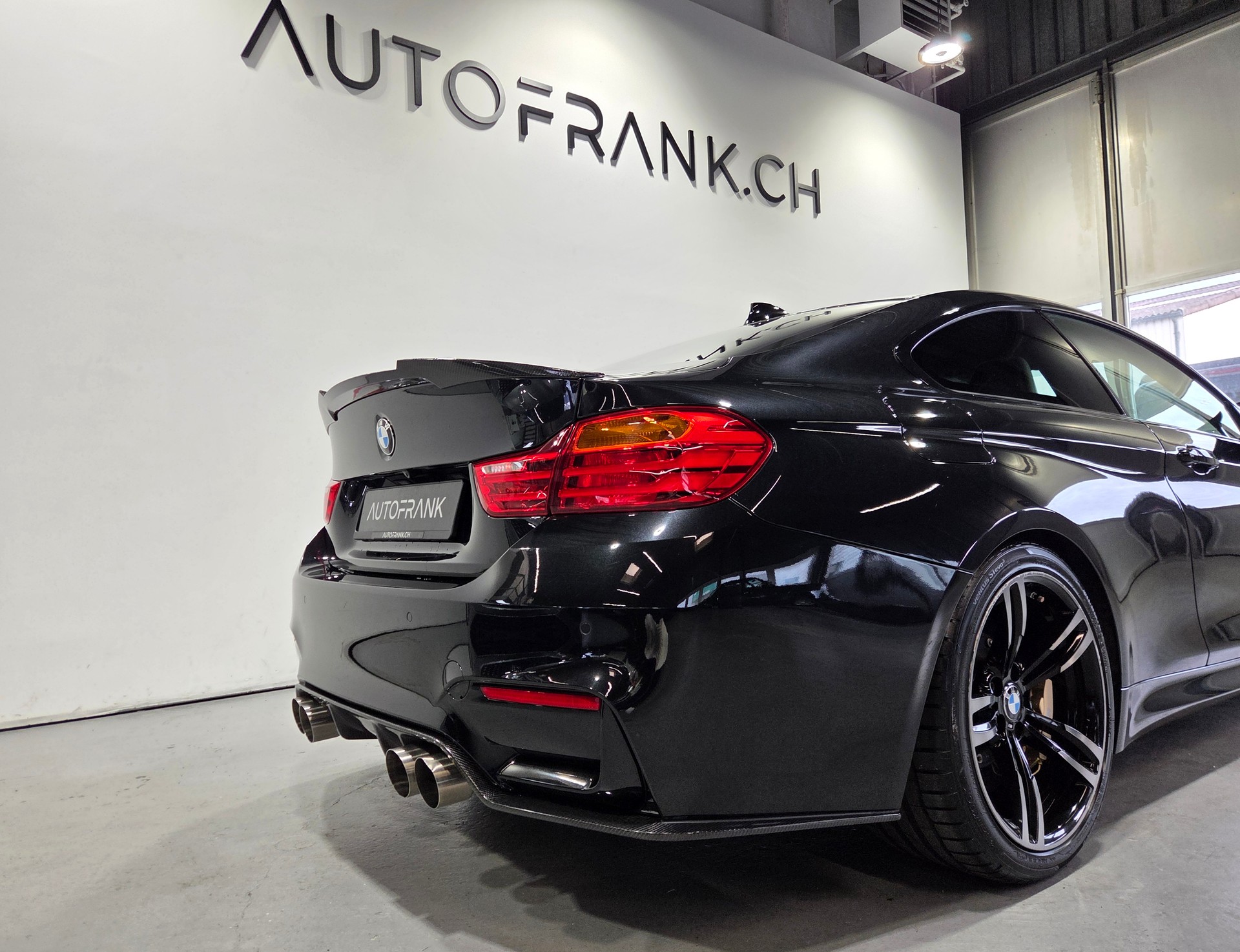 BMW M4 Coupé-image-9
