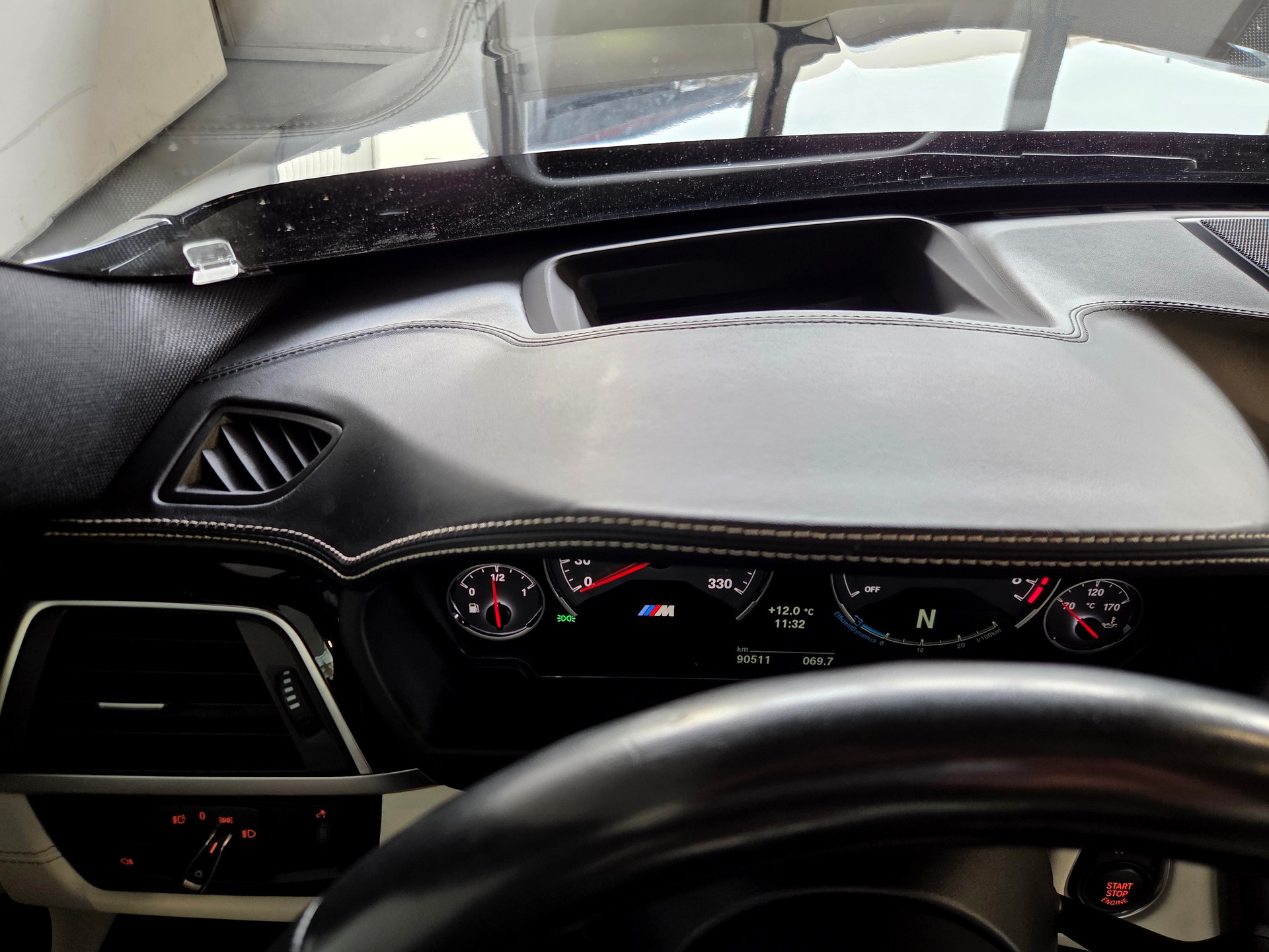 BMW M4 Coupé-image-12