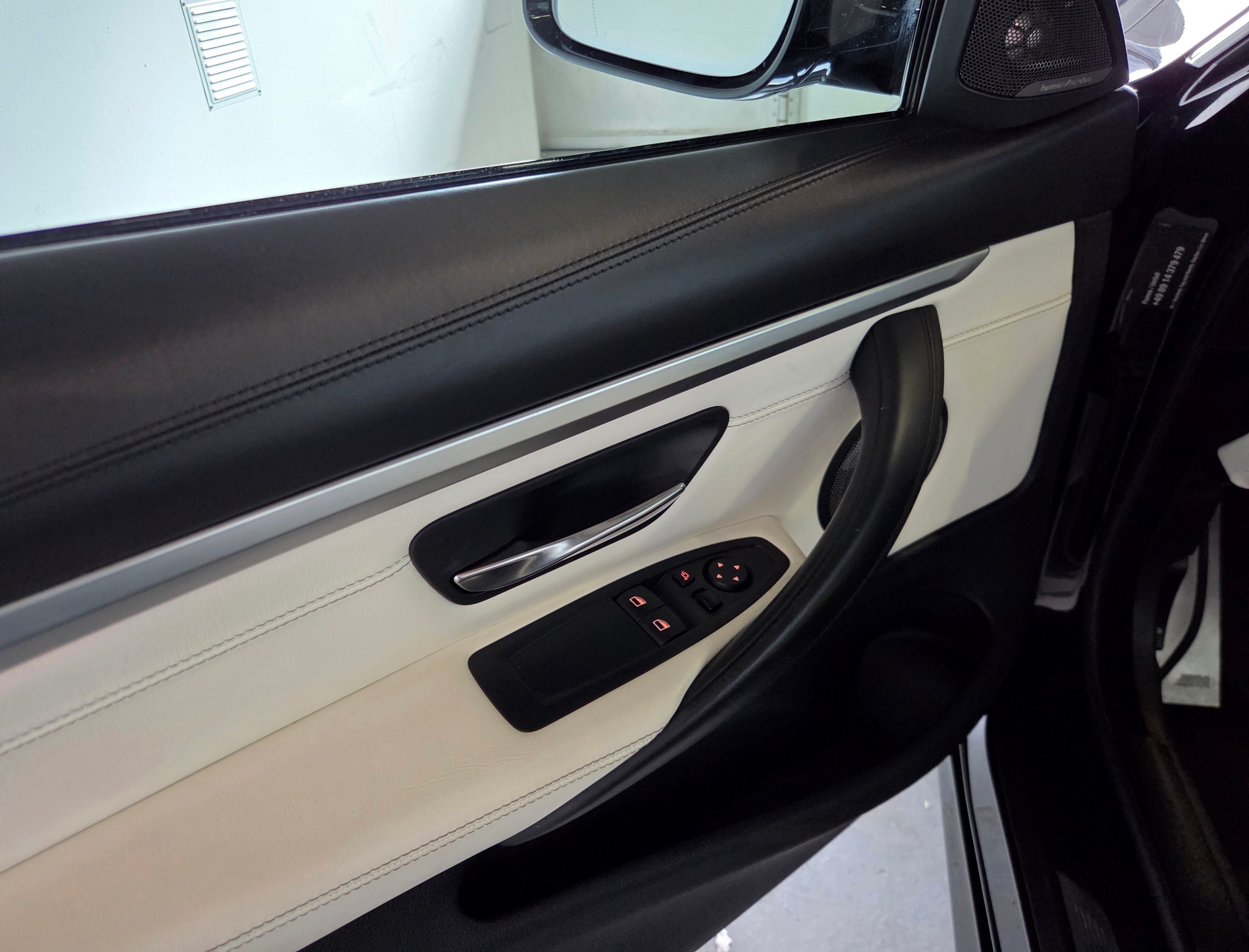 BMW M4 Coupé-image-19