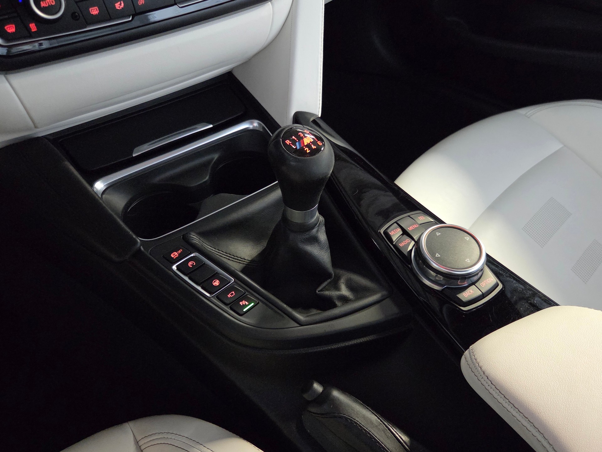 BMW M4 Coupé-image-11