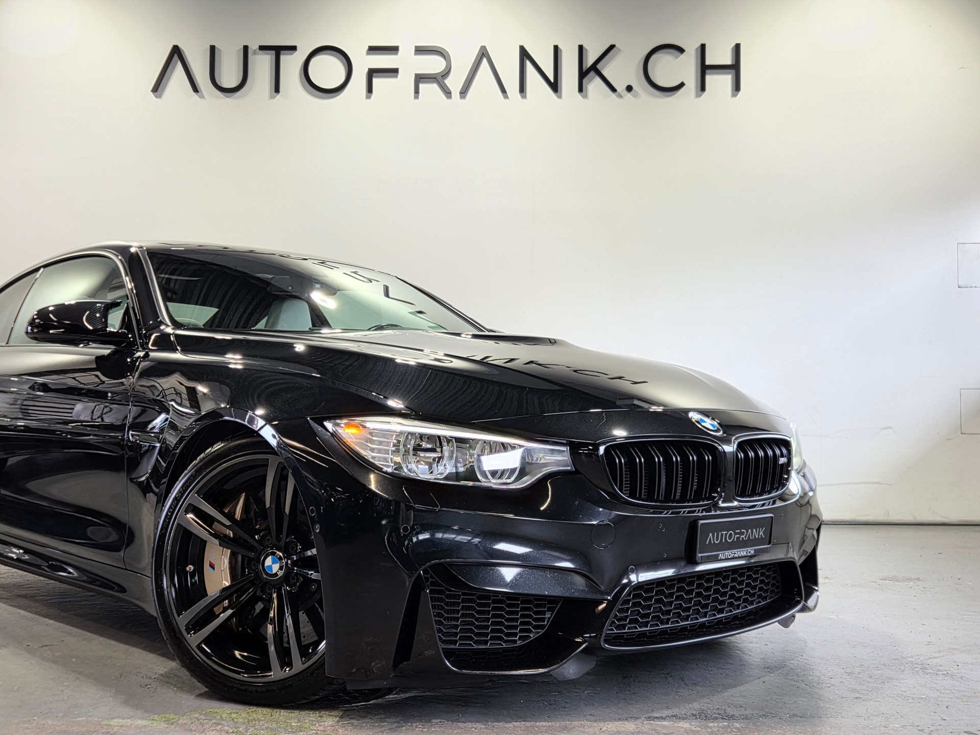 BMW M4 Coupé-image-8