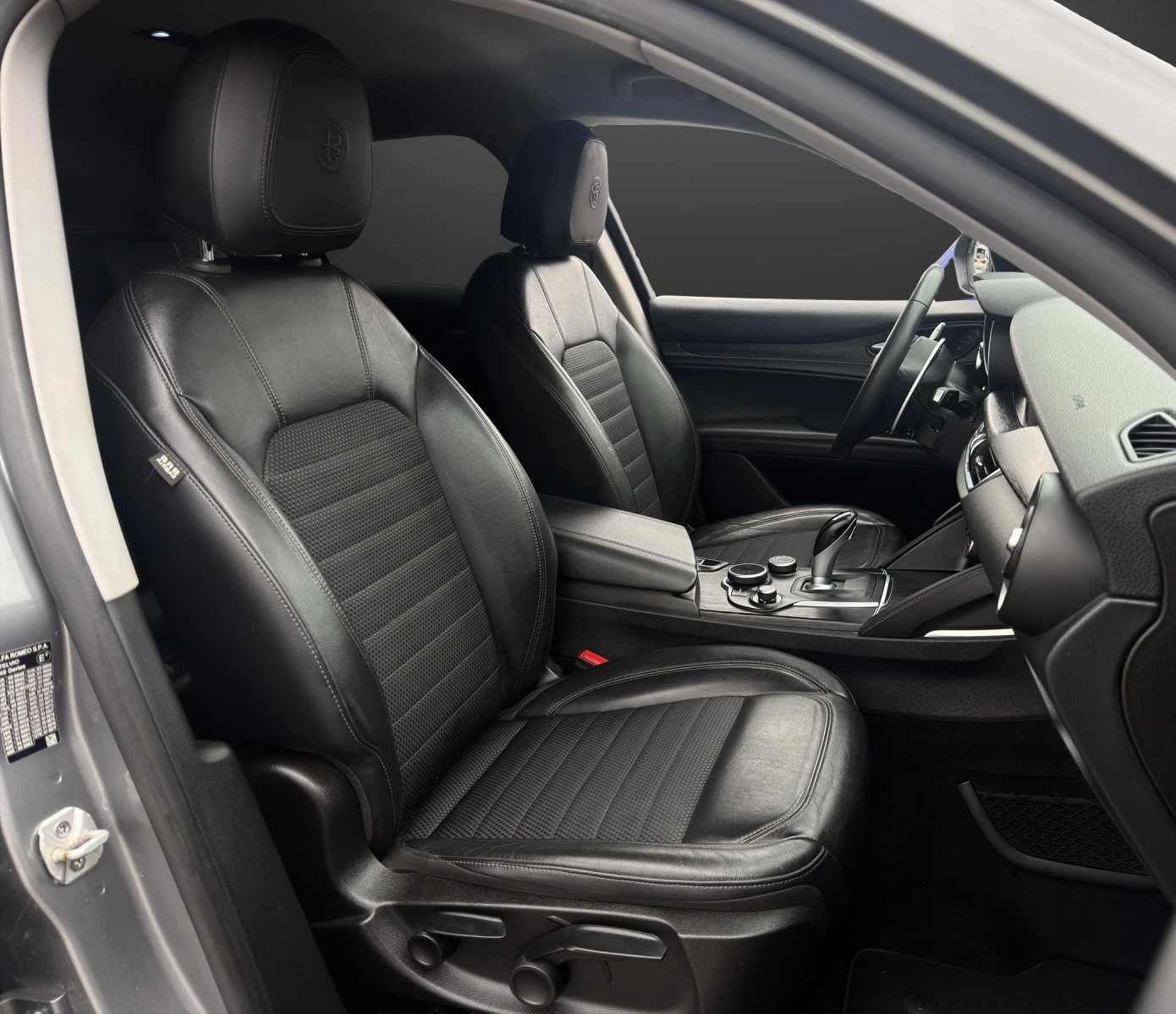 ALFA ROMEO Stelvio 2.0 Super Q4 Automatic-image-8