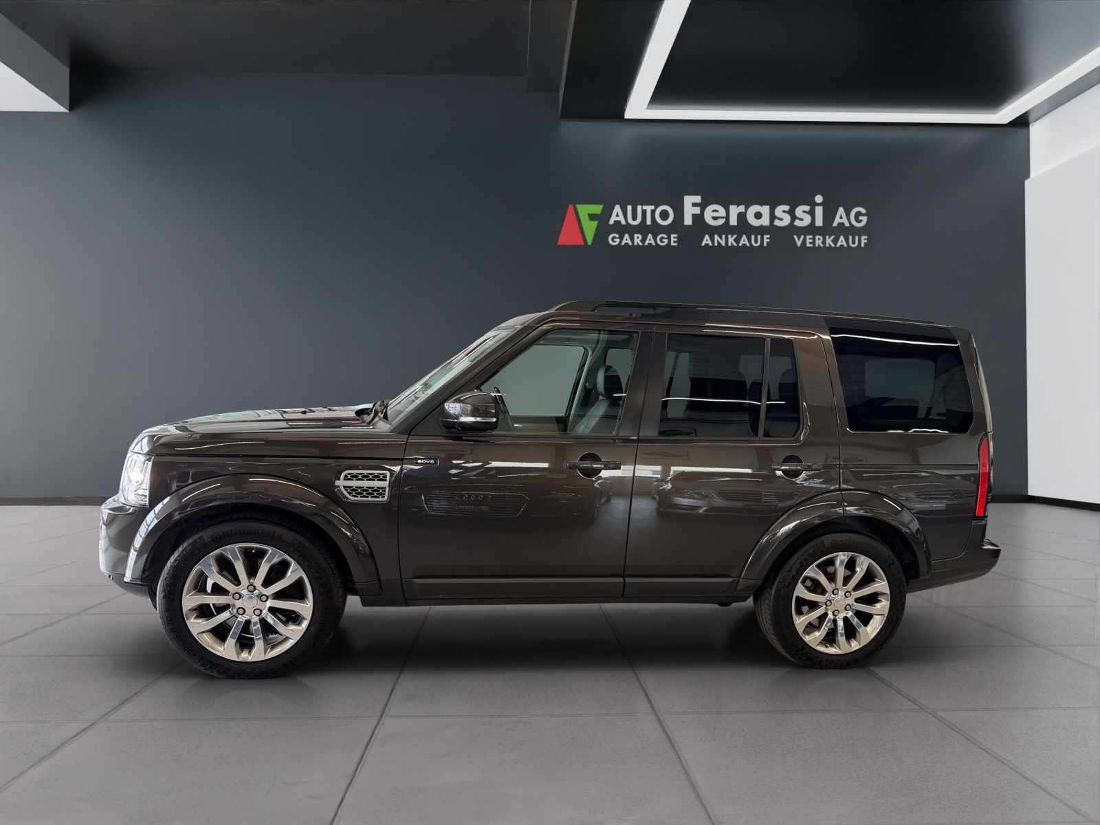 LAND ROVER Discovery 3.0 SDV6 HSE Luxury Automatic-showroom-element-1