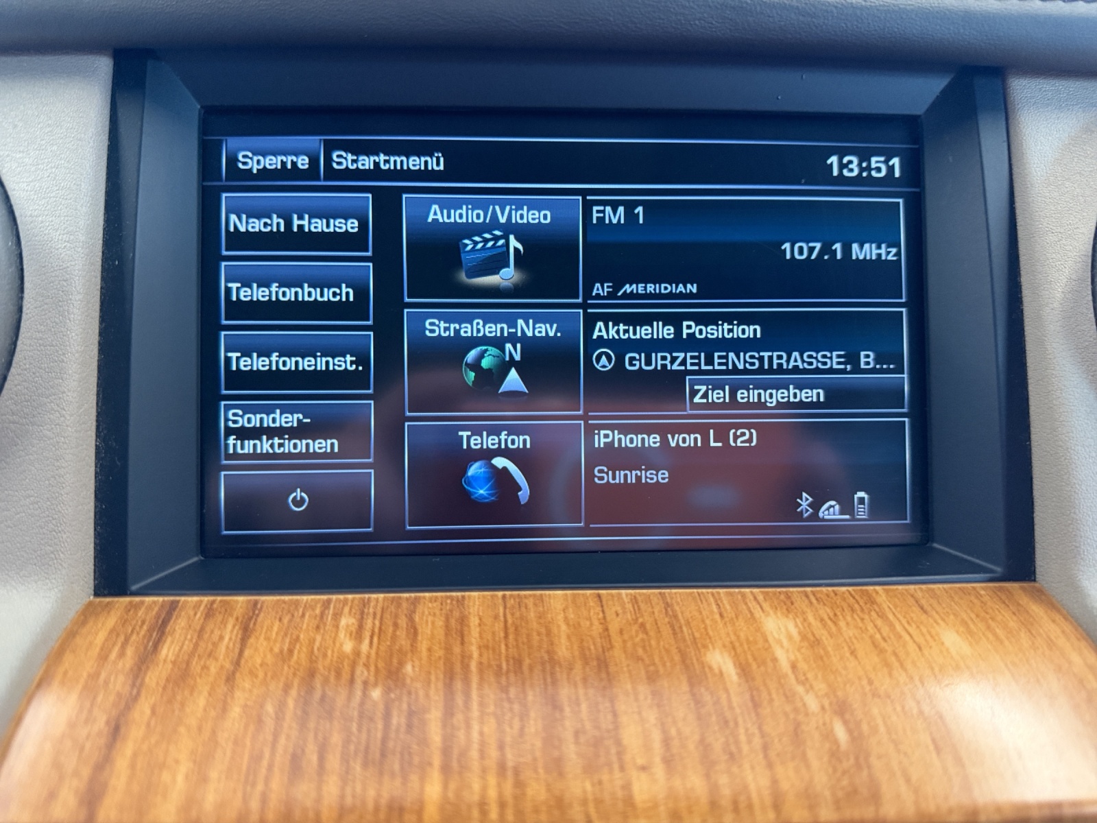 LAND ROVER Discovery 3.0 SDV6 HSE Luxury Automatic-image-28