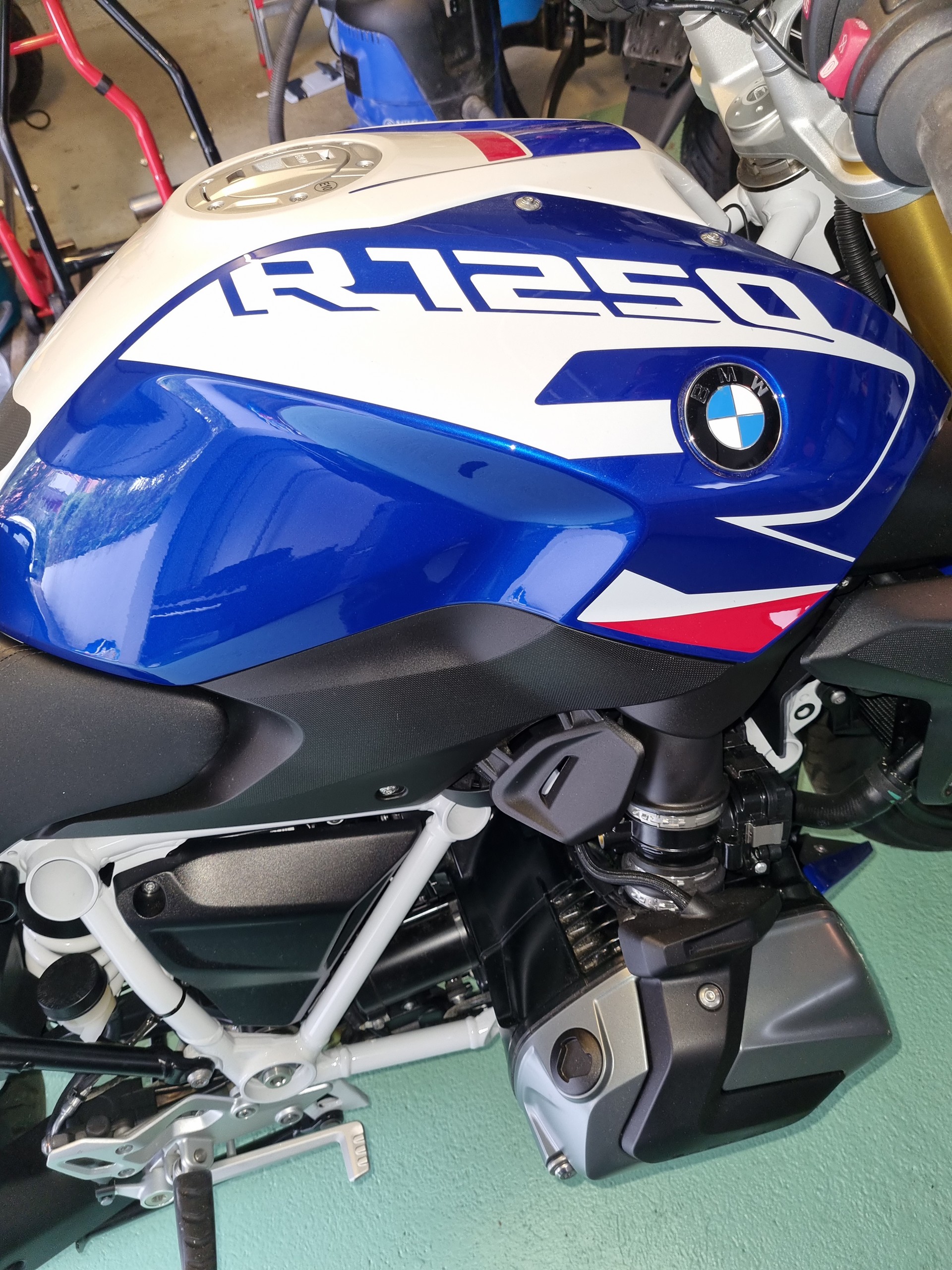 BMW R 1250 R-image-3