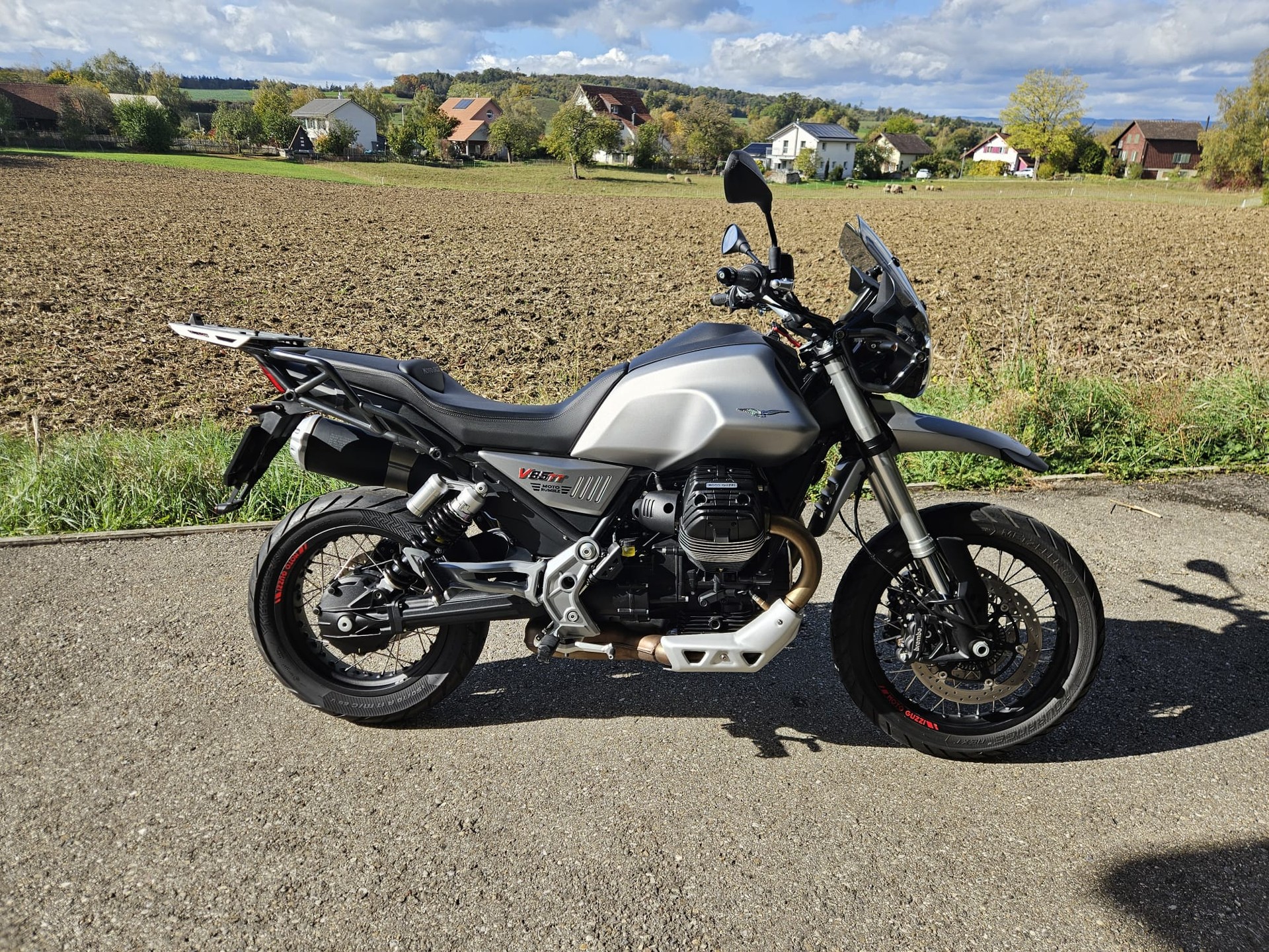 MOTO GUZZI V85 TT 850 ABS-image-0